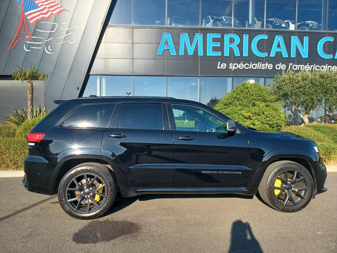 JEEP GRAND CHEROKEE TRACKHAWK v8 6.2L