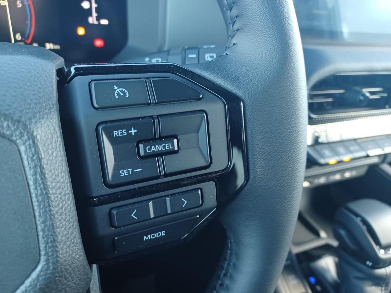 TOYOTA LAND CRUISER PRADO ALL ROUNDER 2.8L