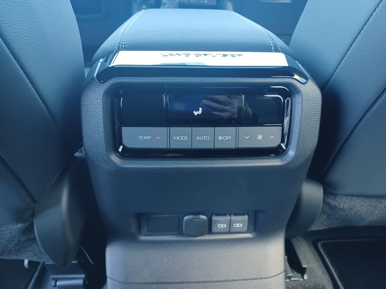 TOYOTA LAND CRUISER PRADO ALL ROUNDER 2.8L