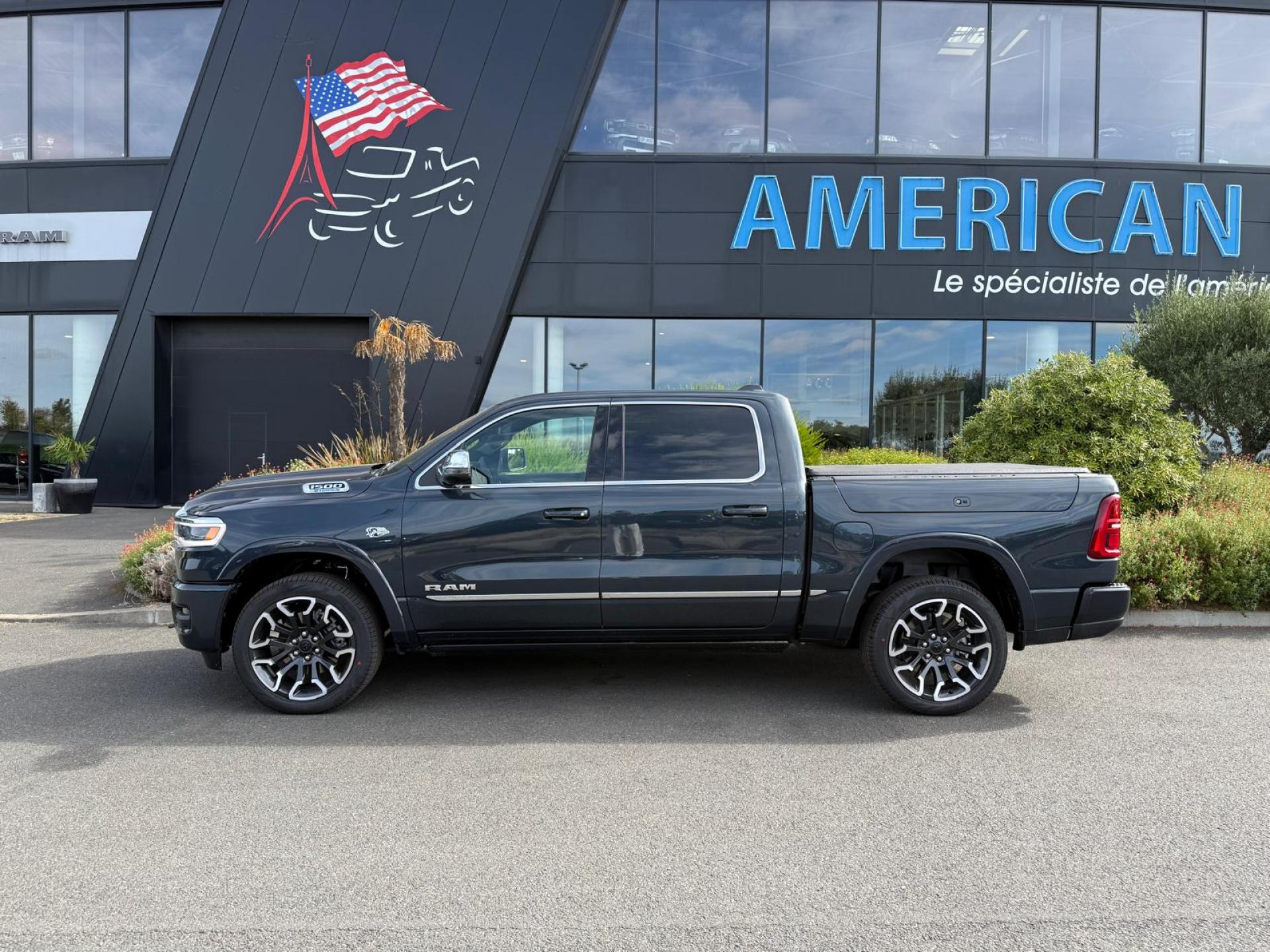 DODGE RAM 1500 CREW LIMITED V8 5.7L HEMI HAYON MULTI