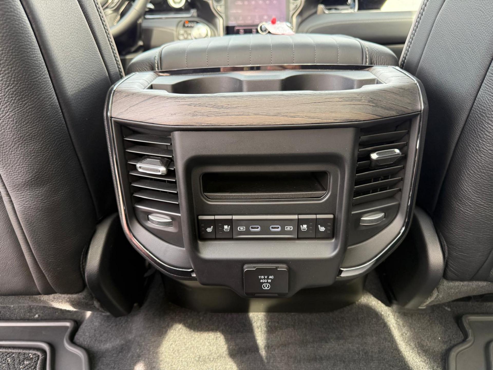 DODGE RAM 1500 CREW LIMITED V8 5.7L HEMI HAYON MULTI