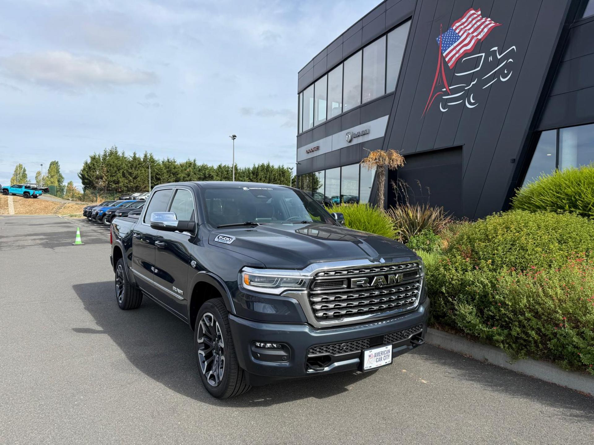 DODGE RAM 1500 CREW LIMITED V8 5.7L HEMI HAYON MULTI