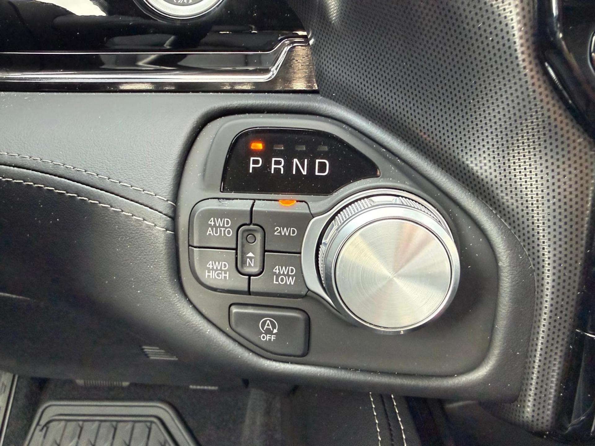 DODGE RAM 1500 CREW LIMITED V8 5.7L HEMI HAYON MULTI