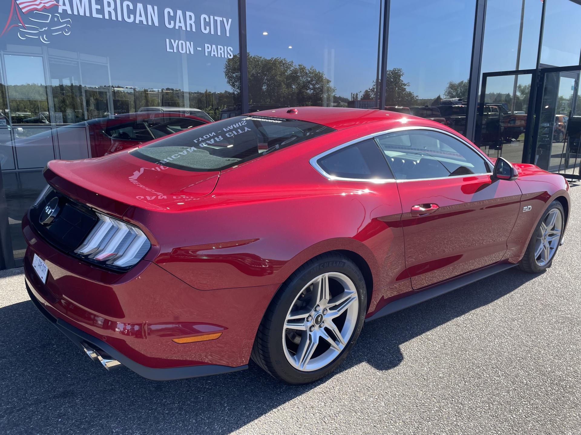 FORD MUSTANG GT FASTBACK V8 5.0L BVA 10