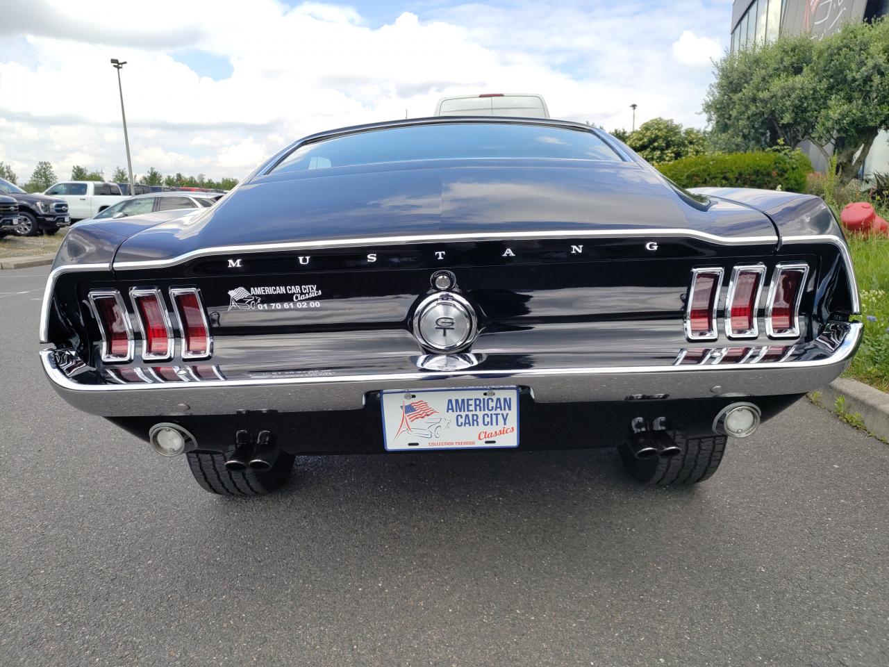 FORD MUSTANG 390 GTA Fastback