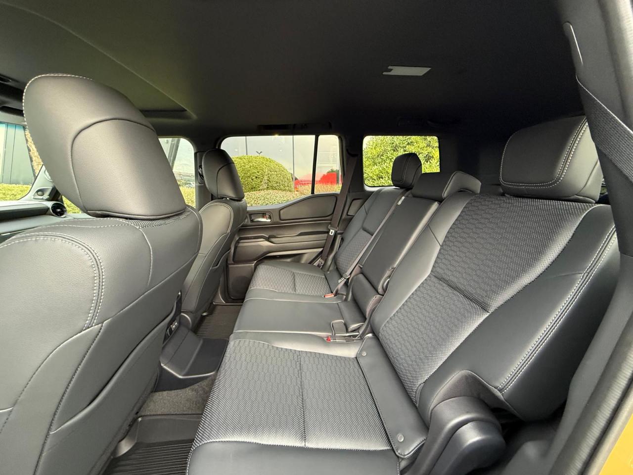 TOYOTA LAND CRUISER 4WD WAGON HYBRID