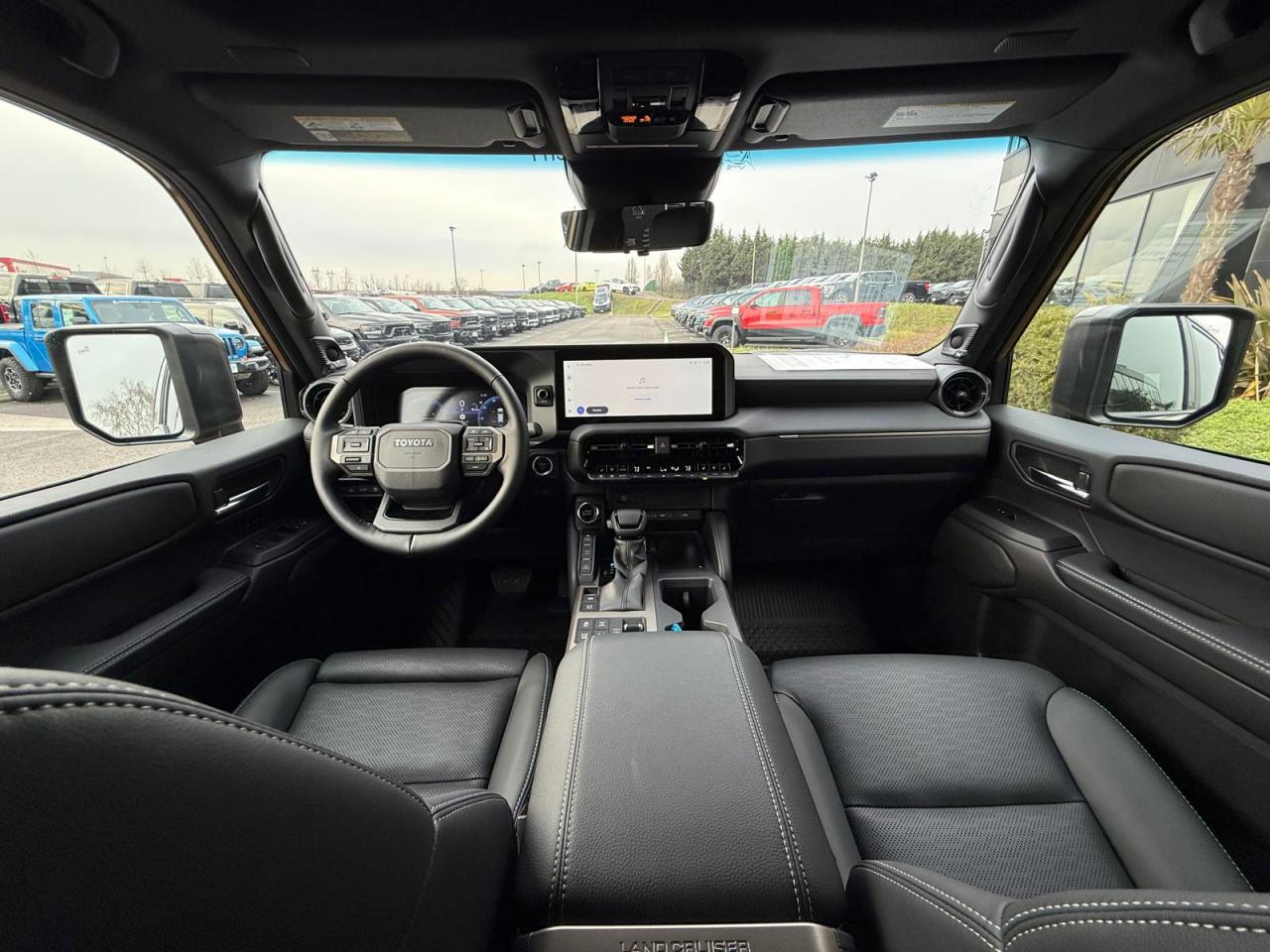 TOYOTA LAND CRUISER 4WD WAGON HYBRID