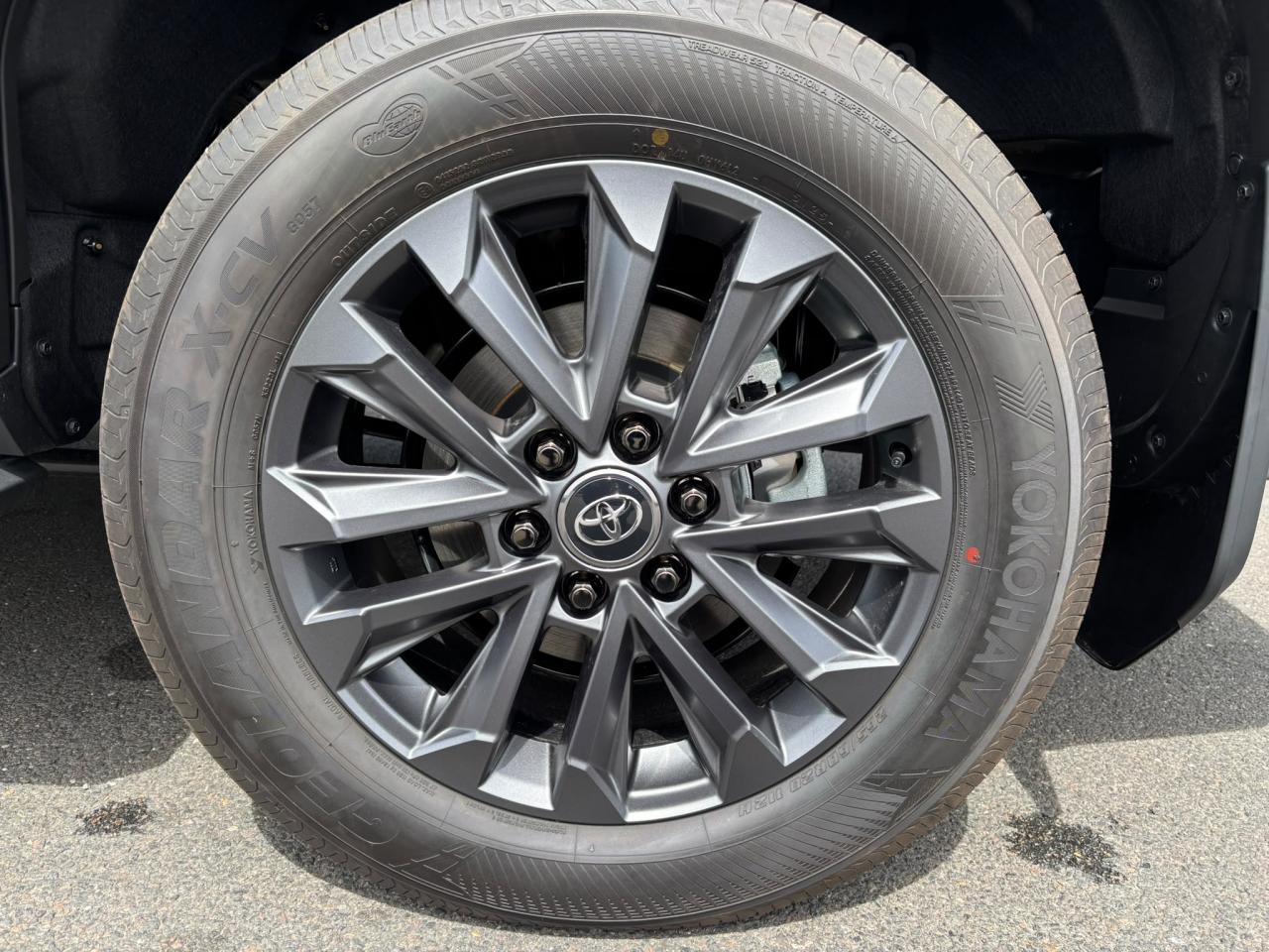 TOYOTA LAND CRUISER 4WD WAGON HYBRID