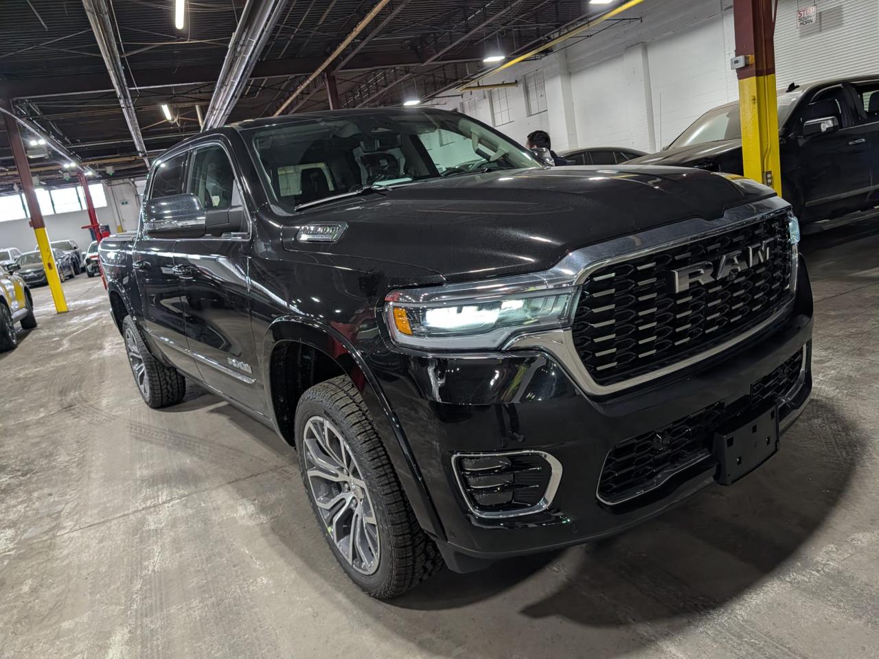DODGE RAM TUNGSTEN AIR RAMBOX HAYON MULTI OFFROAD GROUP
