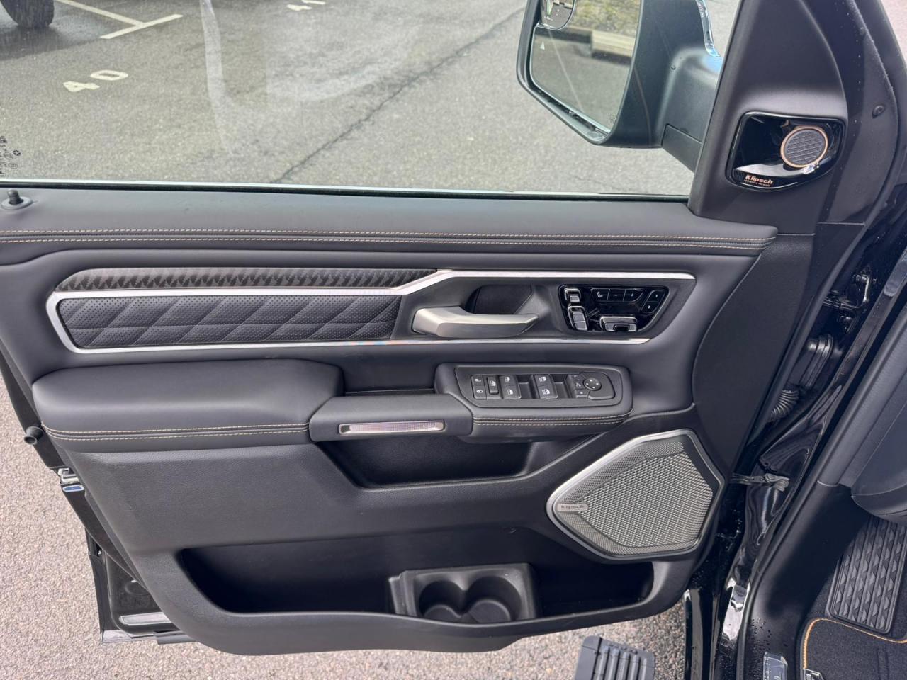 DODGE RAM TUNGSTEN AIR RAMBOX HAYON MULTI OFFROAD GROUP