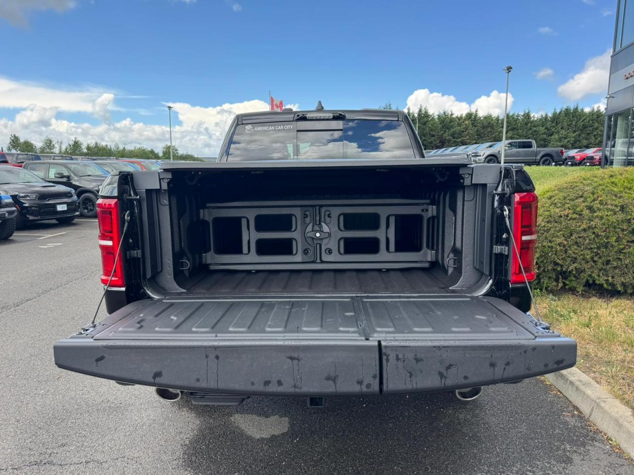 DODGE RAM TUNGSTEN AIR RAMBOX HAYON MULTI OFFROAD GROUP