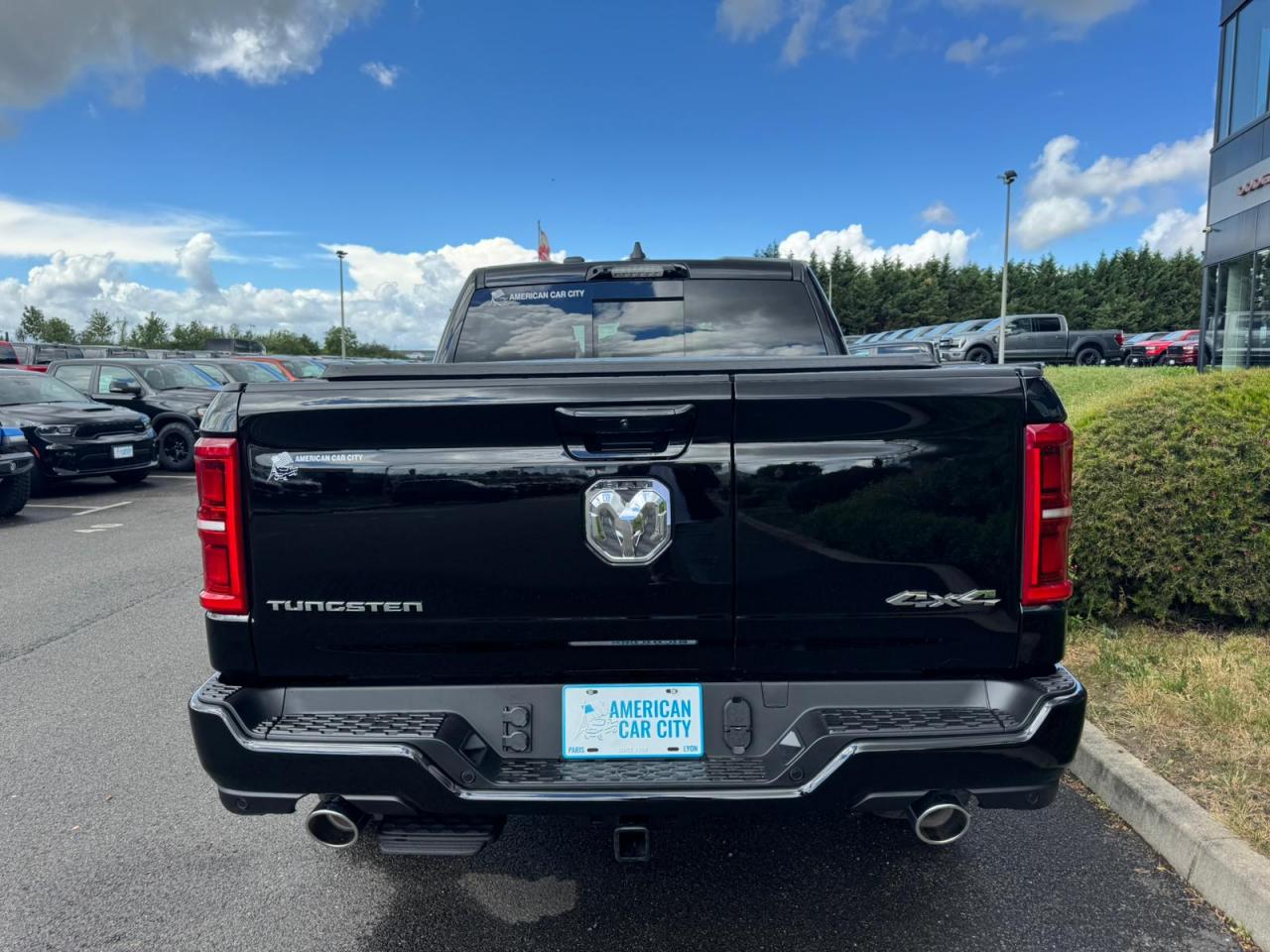 DODGE RAM TUNGSTEN AIR RAMBOX HAYON MULTI OFFROAD GROUP