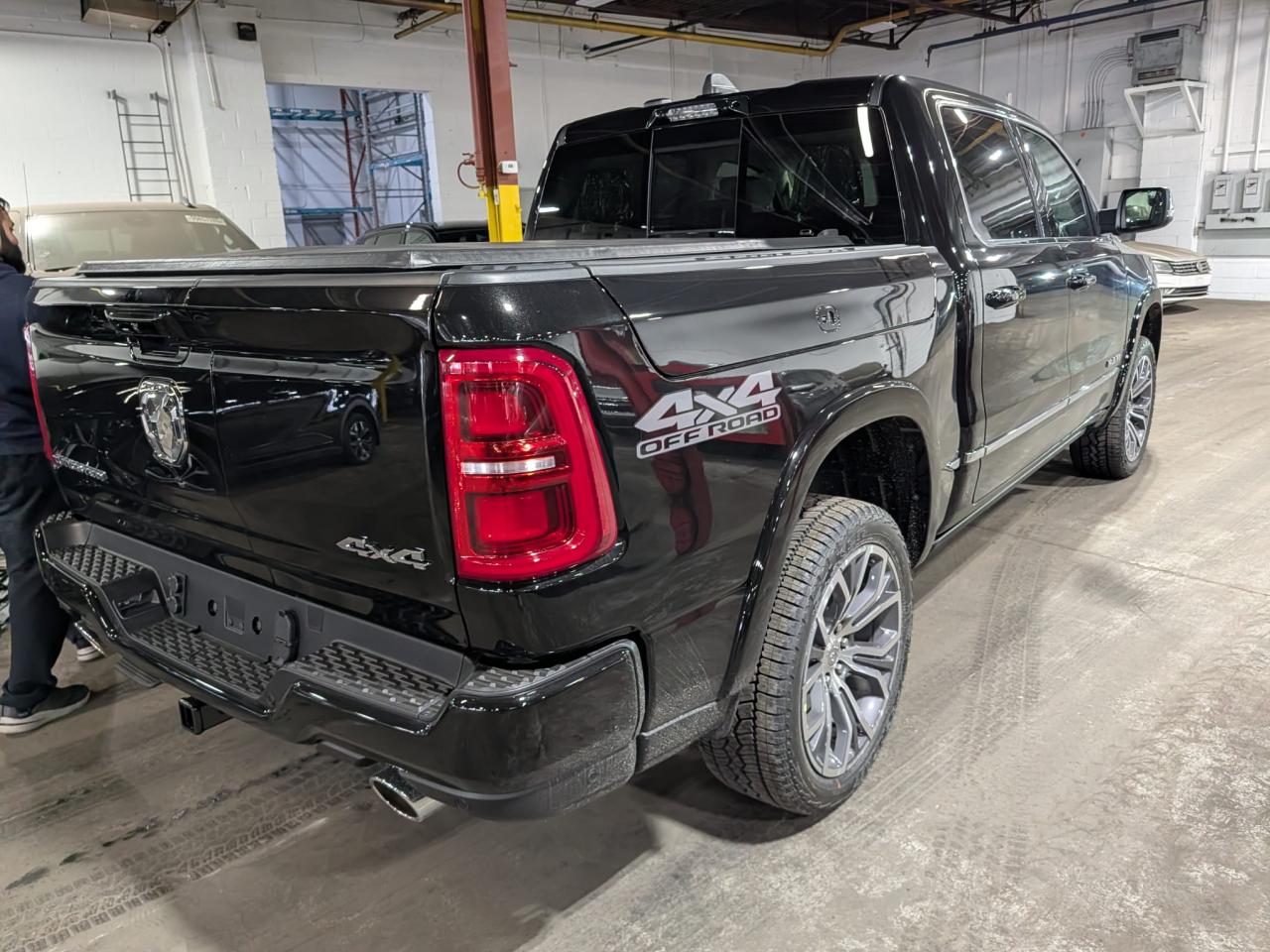 DODGE RAM TUNGSTEN AIR RAMBOX HAYON MULTI OFFROAD GROUP