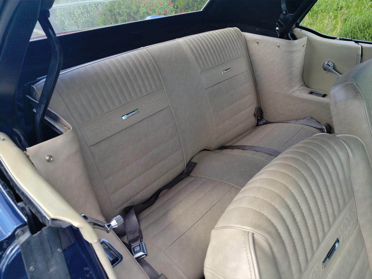 FORD MUSTANG cabriolet 289 boite manuelle 4, int Pony