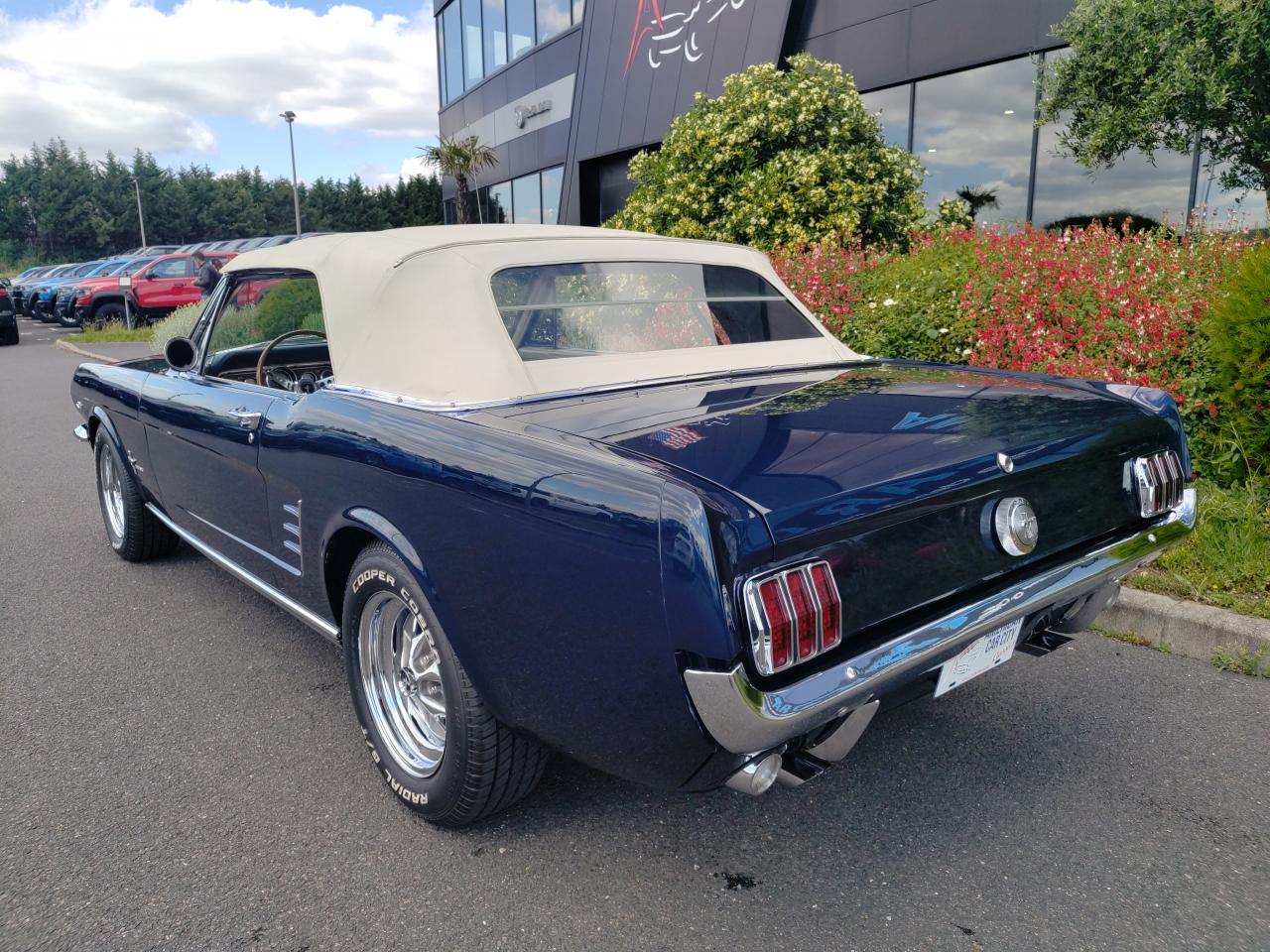 FORD MUSTANG cabriolet 289 boite manuelle 4, int Pony