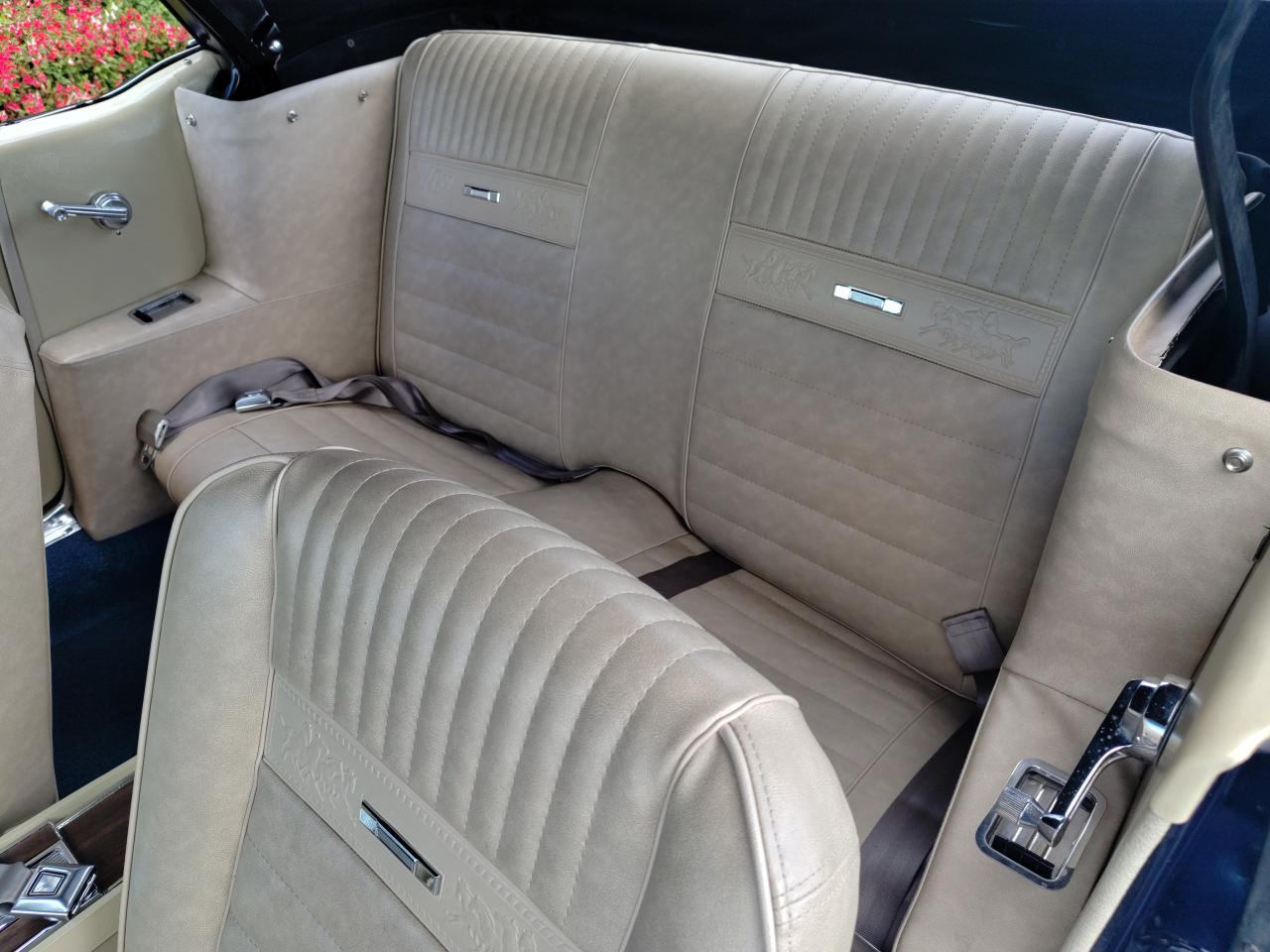 FORD MUSTANG cabriolet 289 boite manuelle 4, int Pony