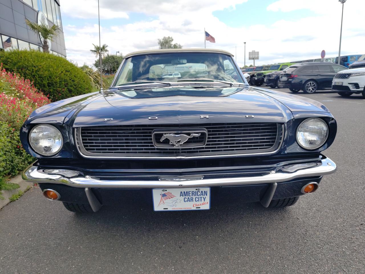 FORD MUSTANG cabriolet 289 boite manuelle 4, int Pony