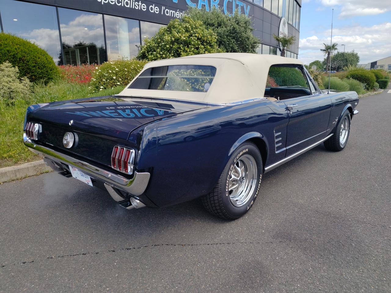 FORD MUSTANG cabriolet 289 boite manuelle 4, int Pony