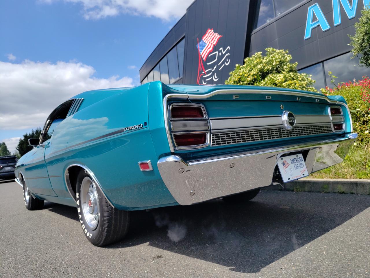 FORD TORINO véritable GT351 FASTBACK
