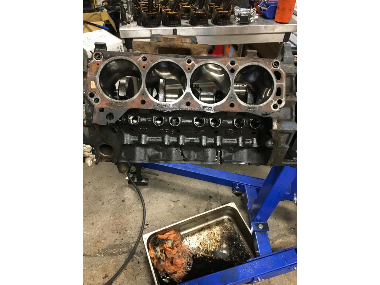 FORD BRONCO V8 289 4x4 boite méca 5, restoration \'rotisserie\'