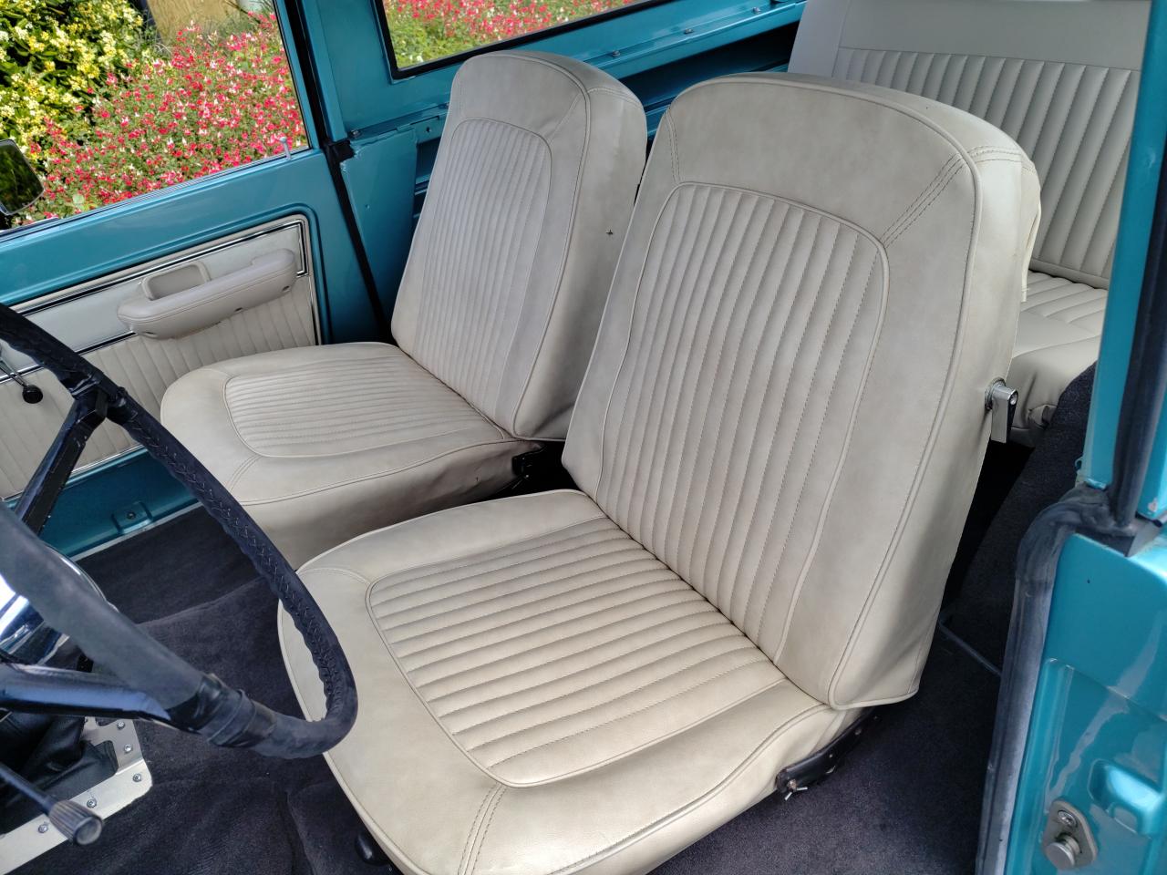FORD BRONCO V8 289 4x4 boite méca 5, restoration \'rotisserie\'