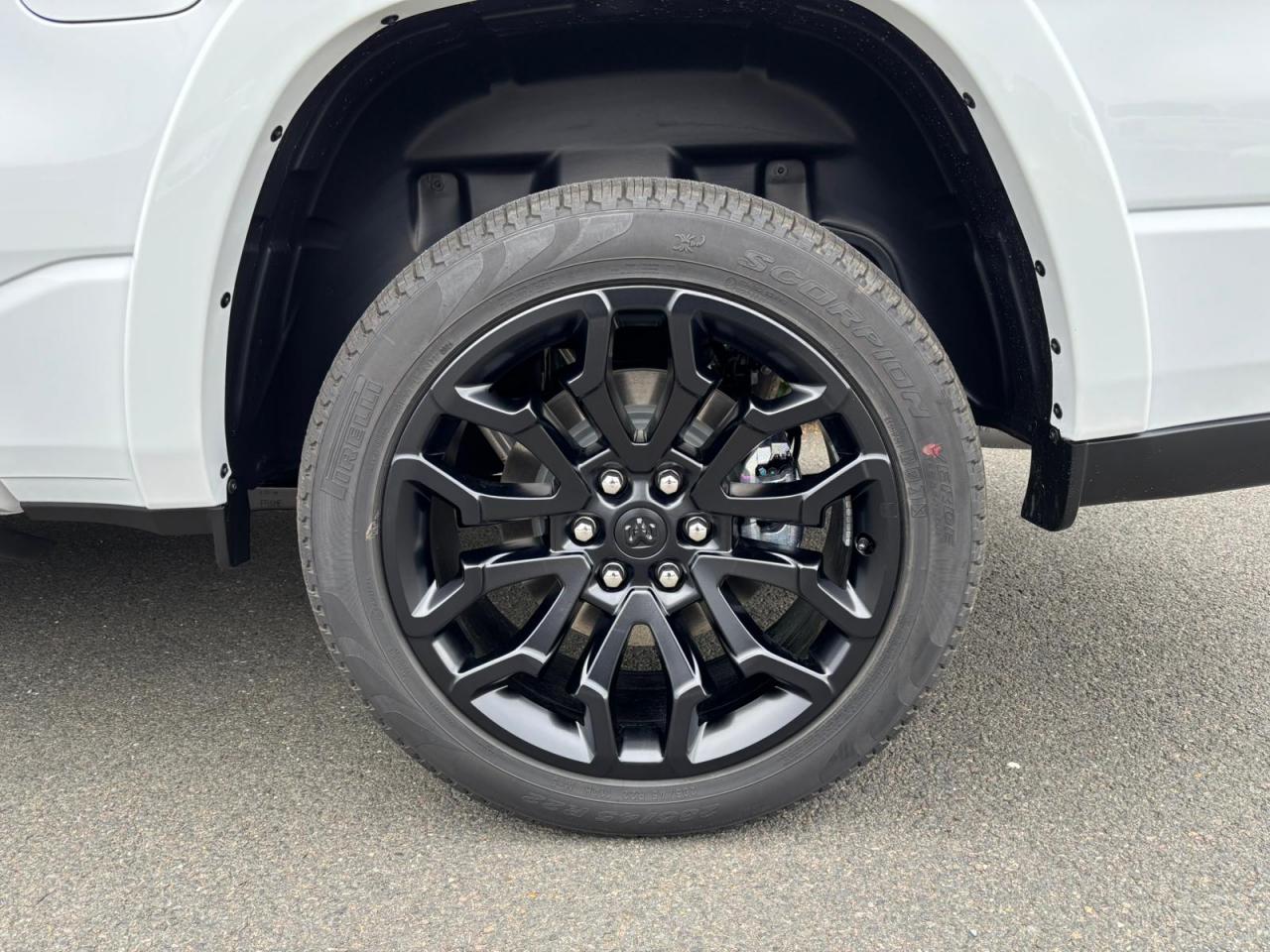 DODGE RAM 1500 CREW LIMITED NIGHT EDITION RAMBOX