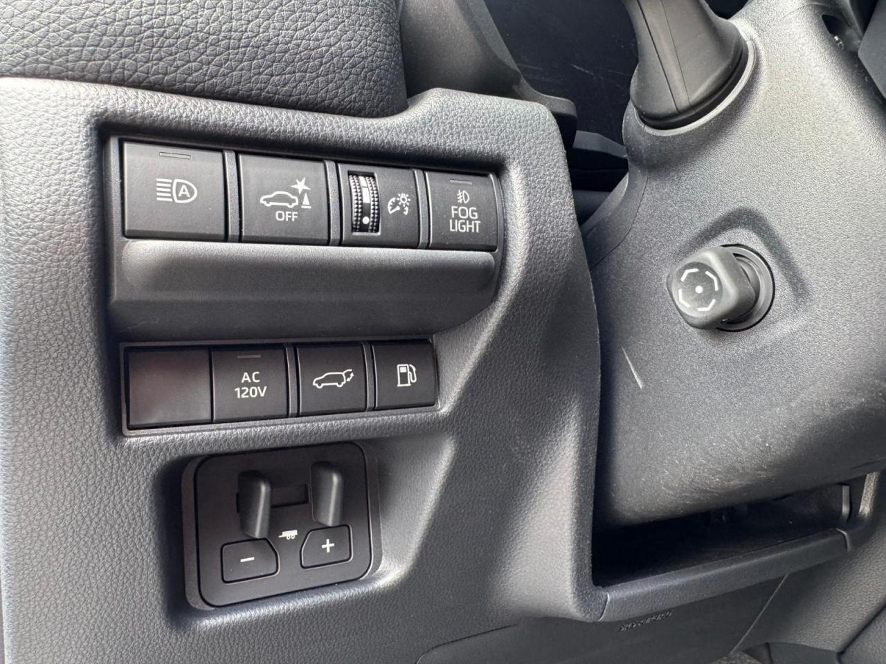 TOYOTA LAND CRUISER 4WD WAGON HYBRID