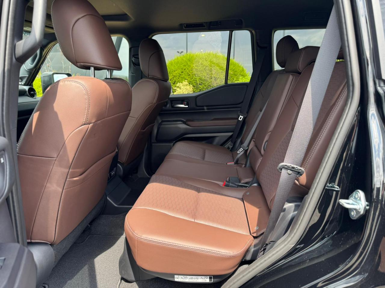 TOYOTA LAND CRUISER 4WD WAGON HYBRID