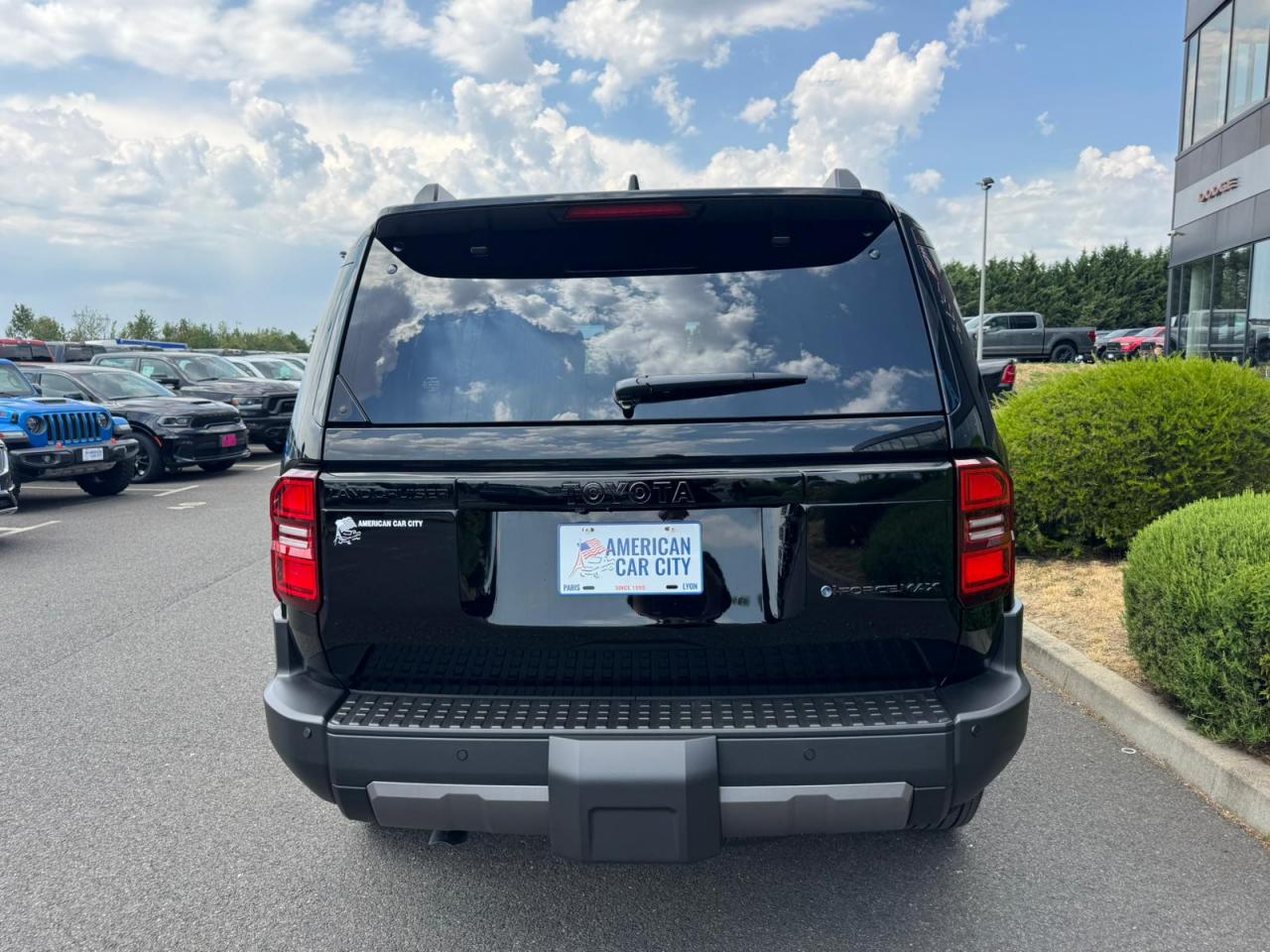 TOYOTA LAND CRUISER 4WD WAGON HYBRID