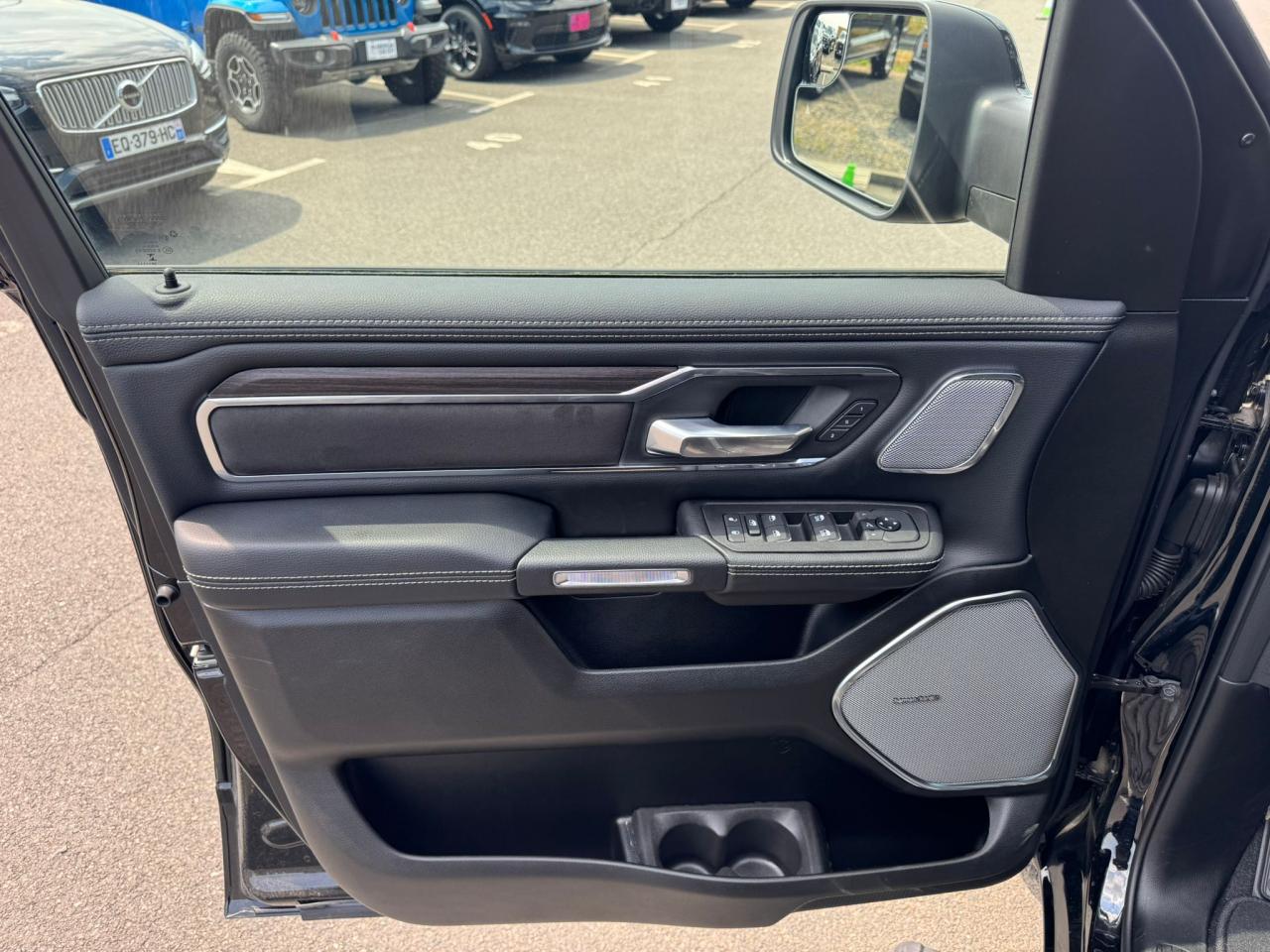 DODGE RAM 1500 CREW LARAMIE SPORT NIGHT EDITION AIR