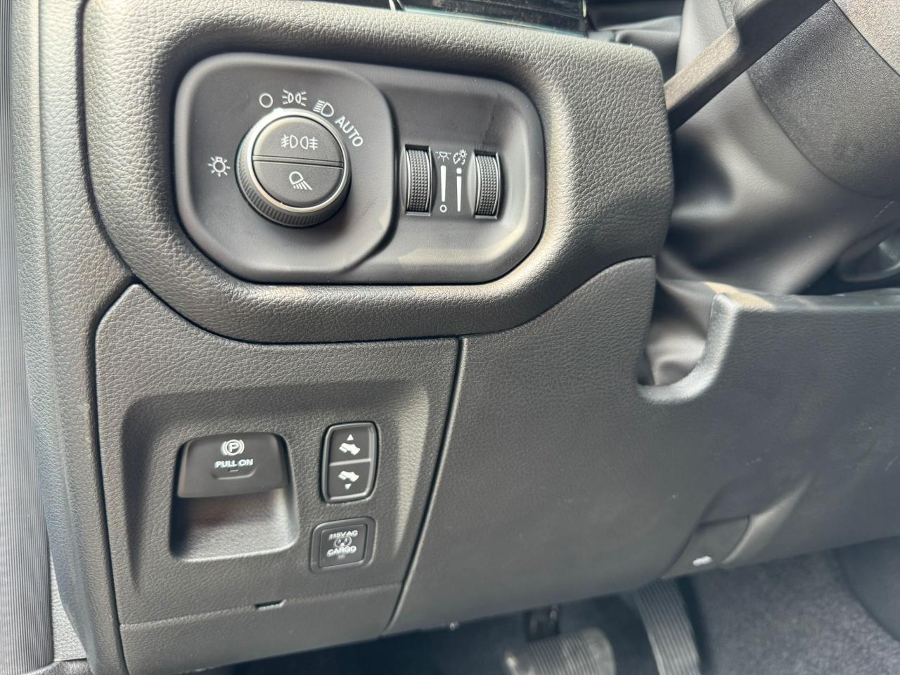 DODGE RAM 1500 CREW LARAMIE SPORT NIGHT EDITION AIR