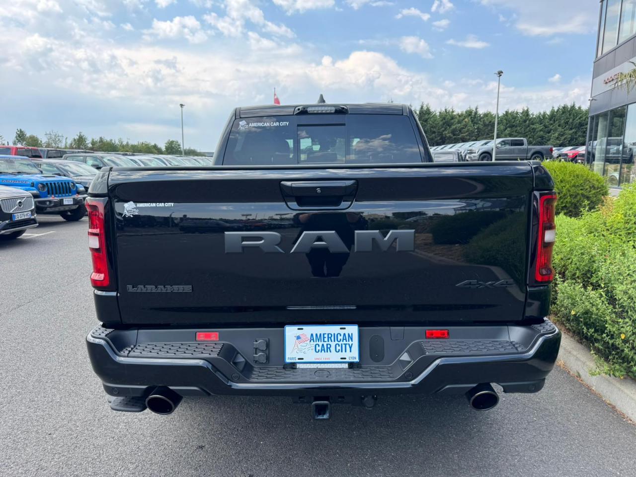 DODGE RAM 1500 CREW LARAMIE SPORT NIGHT EDITION AIR