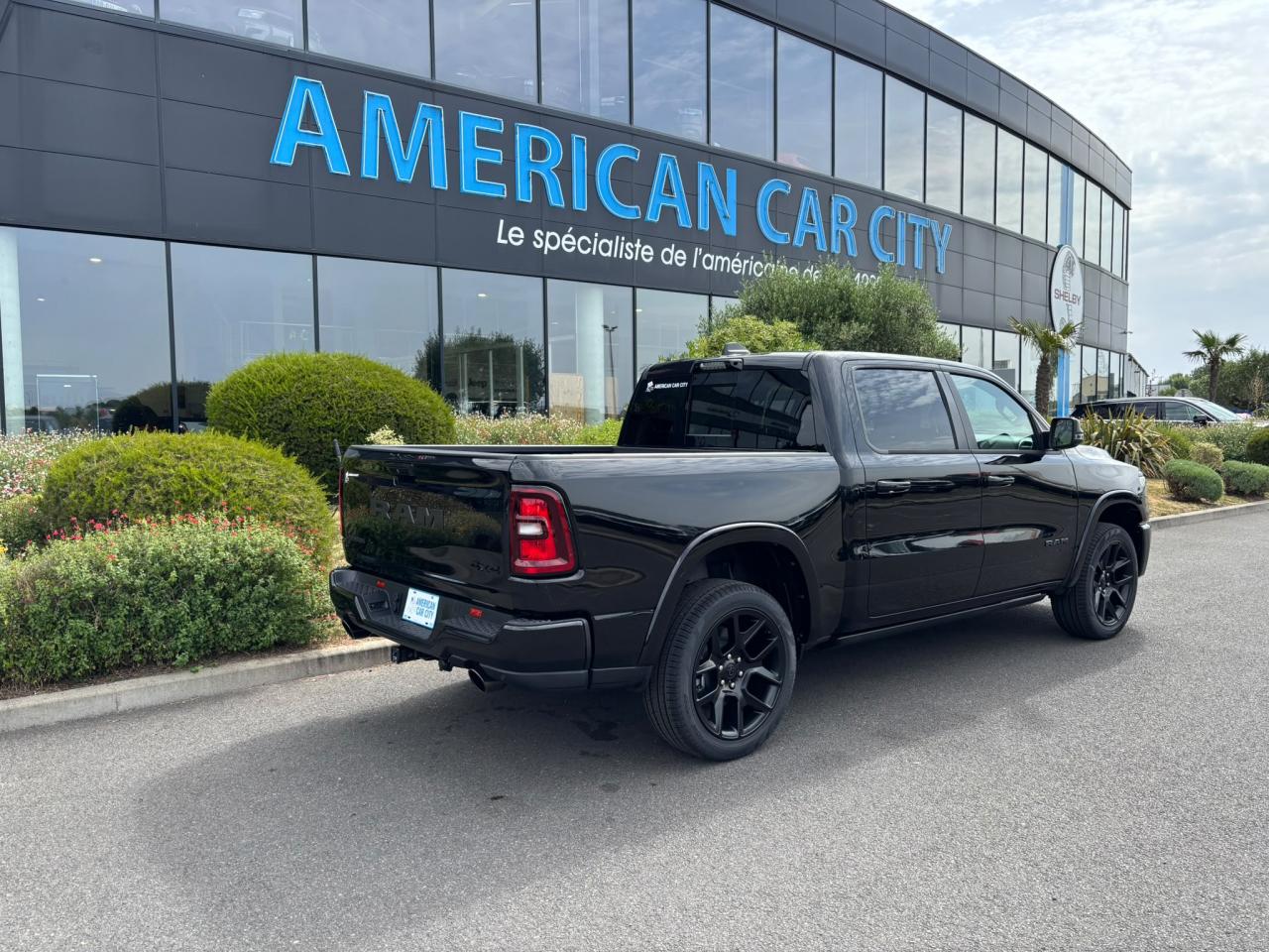 DODGE RAM 1500 CREW LARAMIE SPORT NIGHT EDITION AIR
