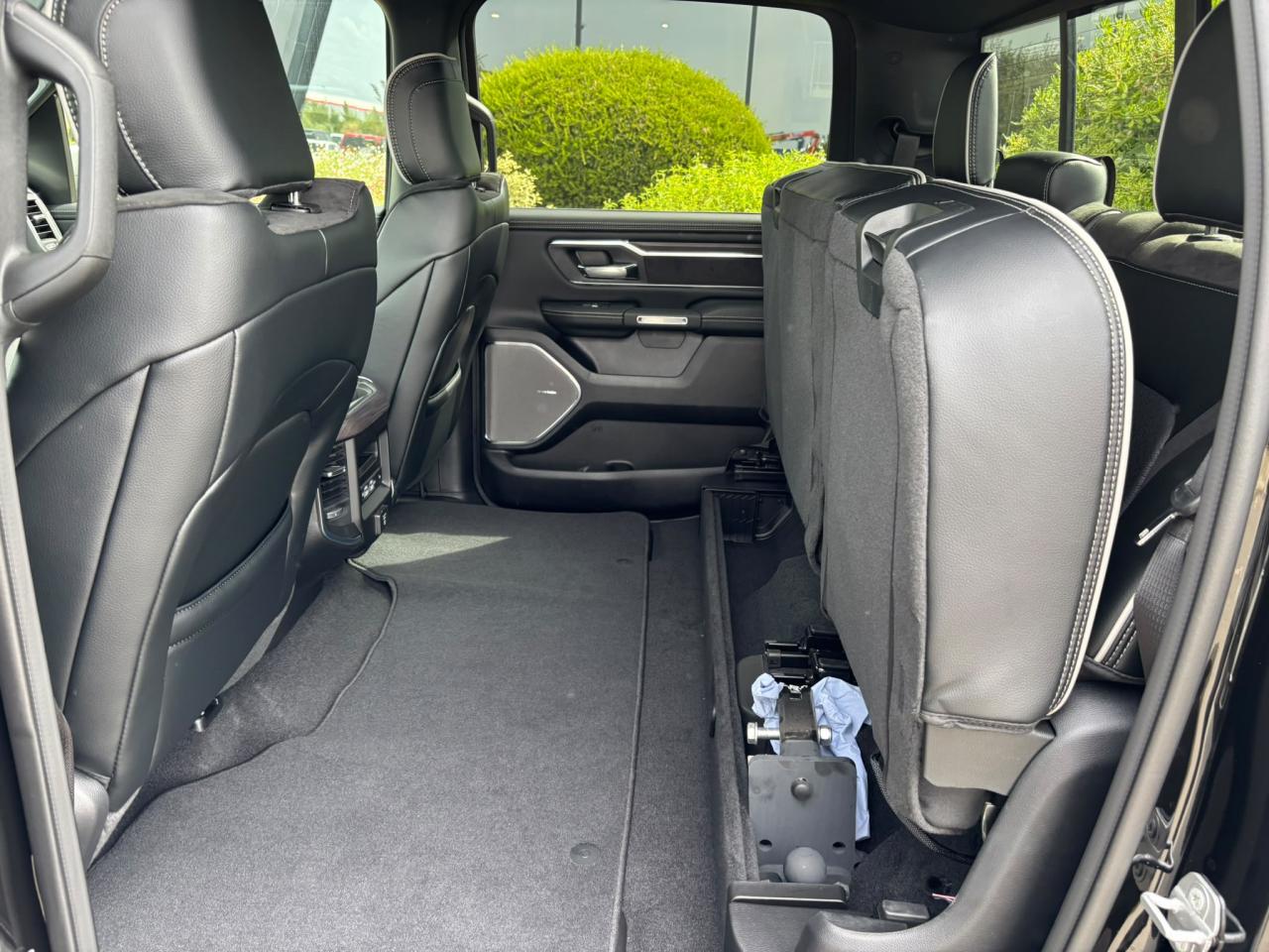 DODGE RAM 1500 CREW LARAMIE SPORT NIGHT EDITION AIR