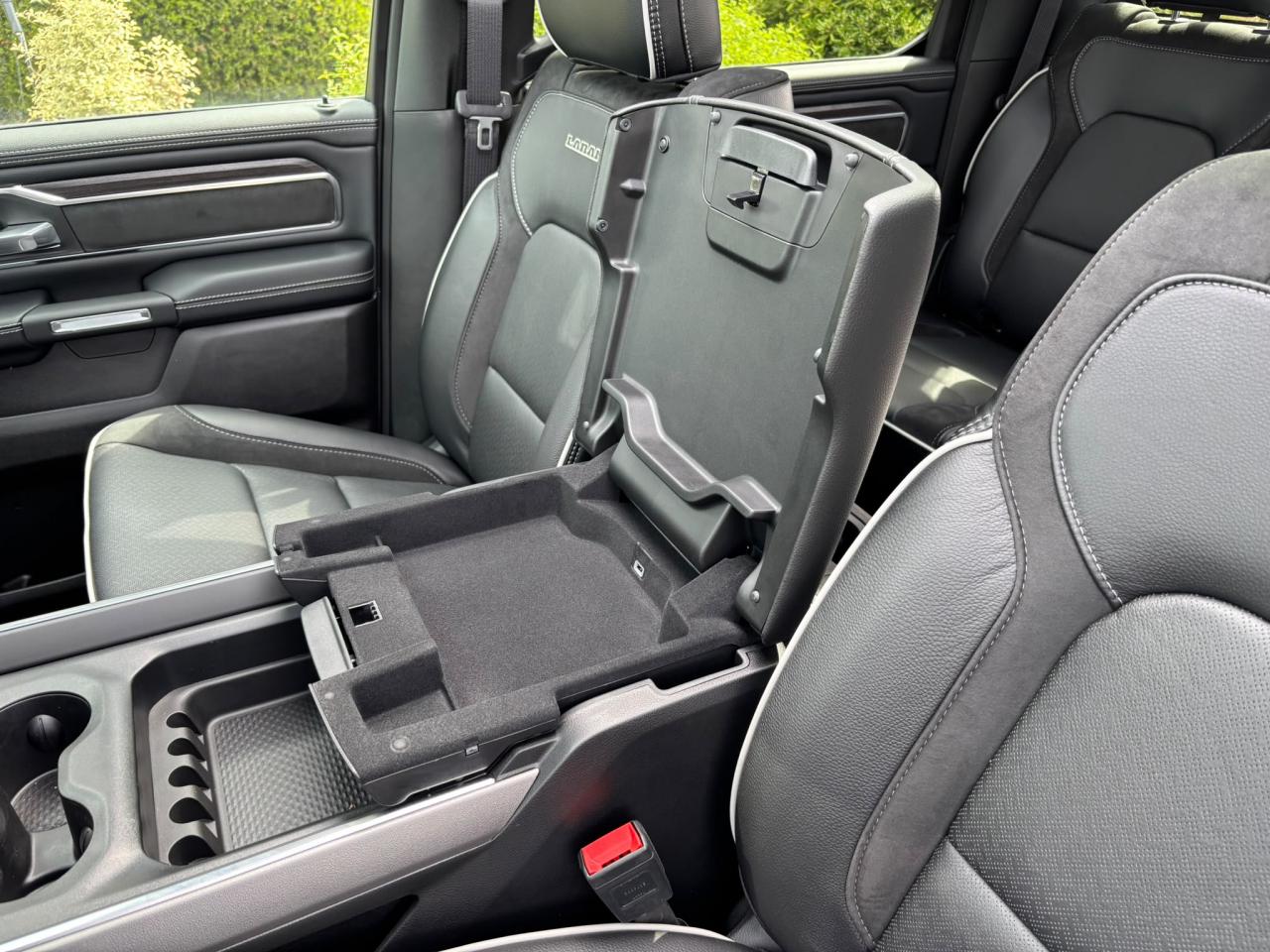 DODGE RAM 1500 CREW LARAMIE SPORT NIGHT EDITION AIR