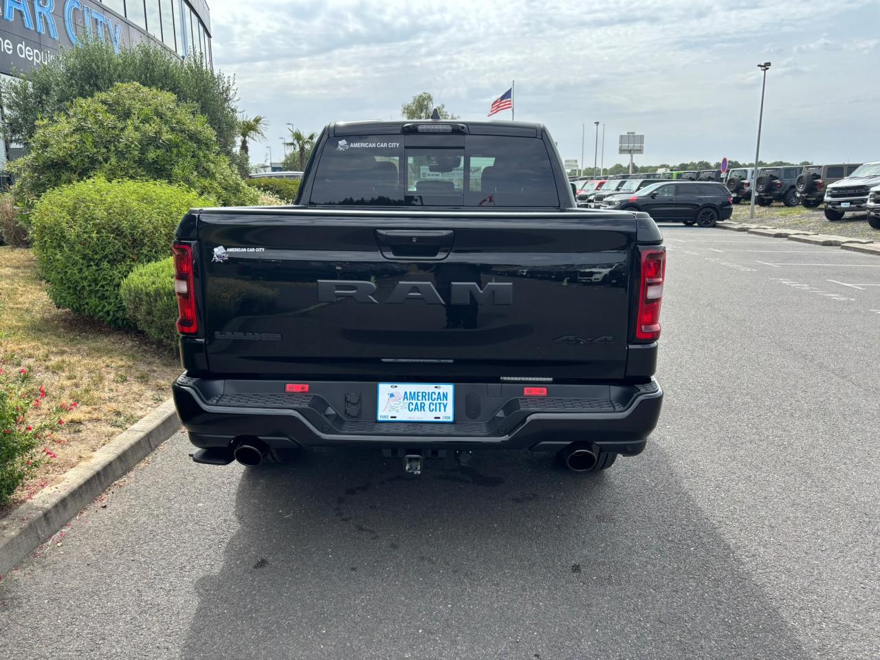 DODGE RAM 1500 CREW LARAMIE SPORT NIGHT EDITION AIR