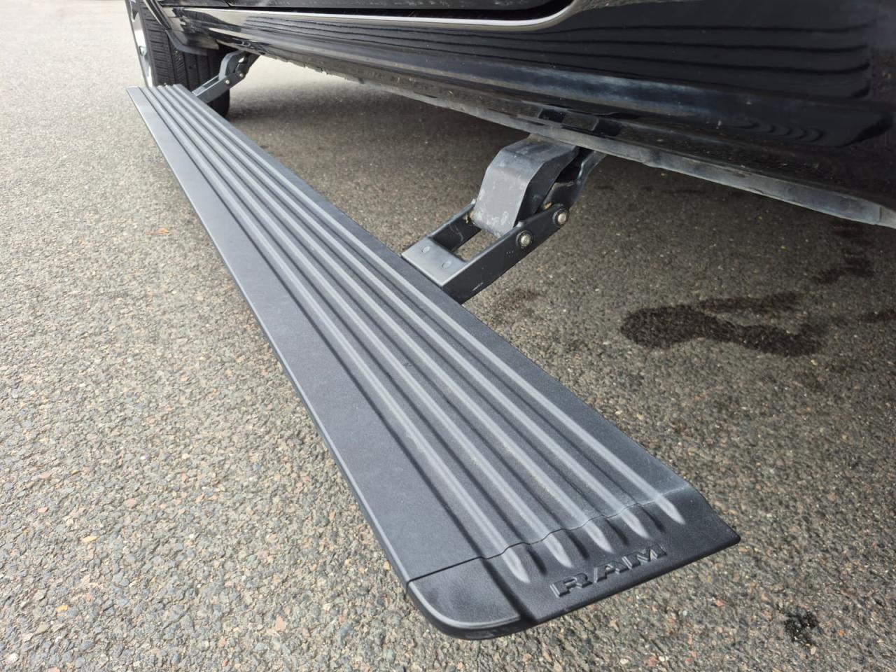 DODGE RAM 1500 CREW LONGHORN RAMBOX HAYON MULTI