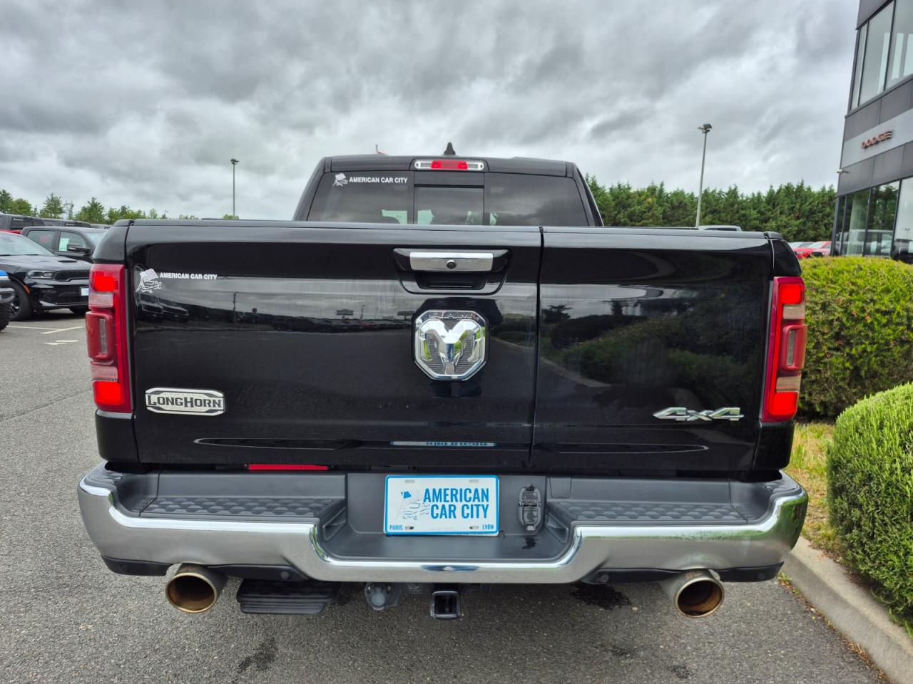 DODGE RAM 1500 CREW LONGHORN RAMBOX HAYON MULTI