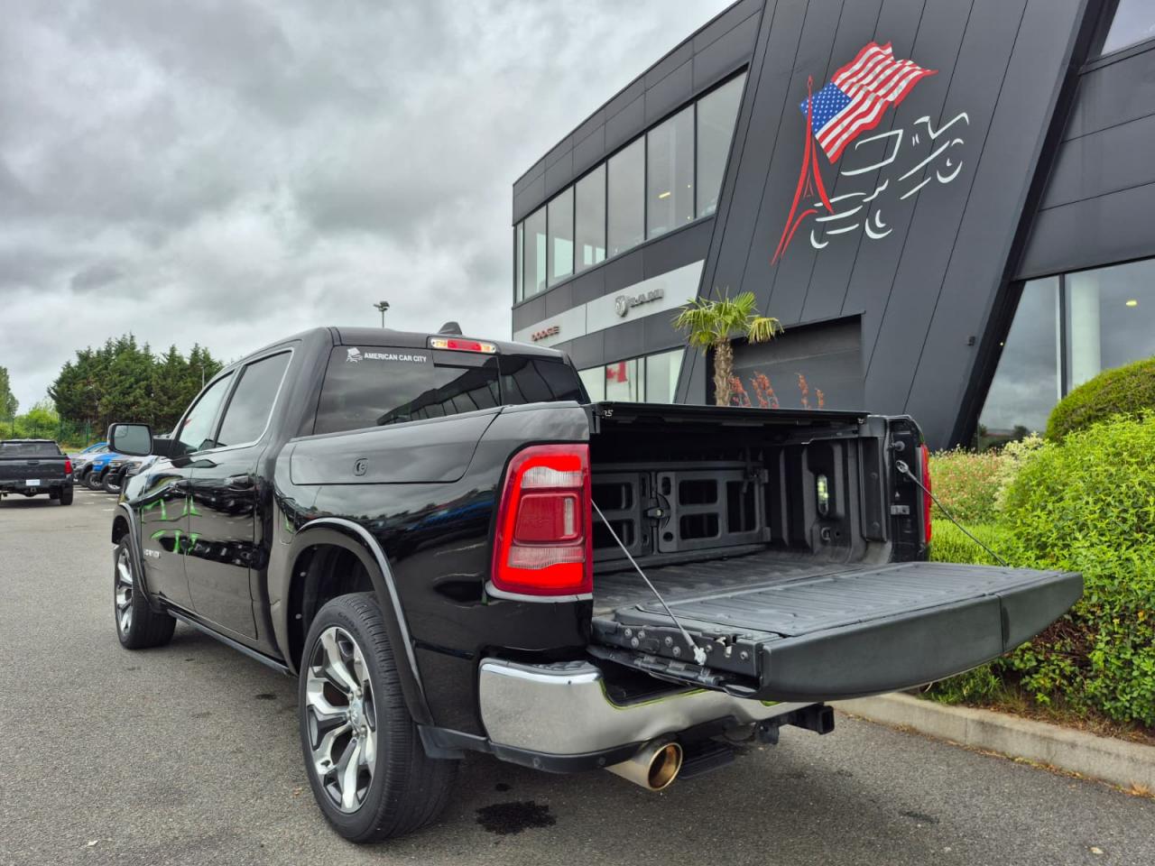 DODGE RAM 1500 CREW LONGHORN RAMBOX HAYON MULTI