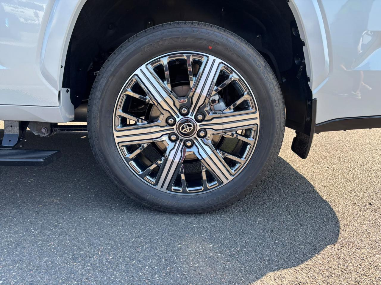 TOYOTA SEQUOIA HYBRID CAPSTONE