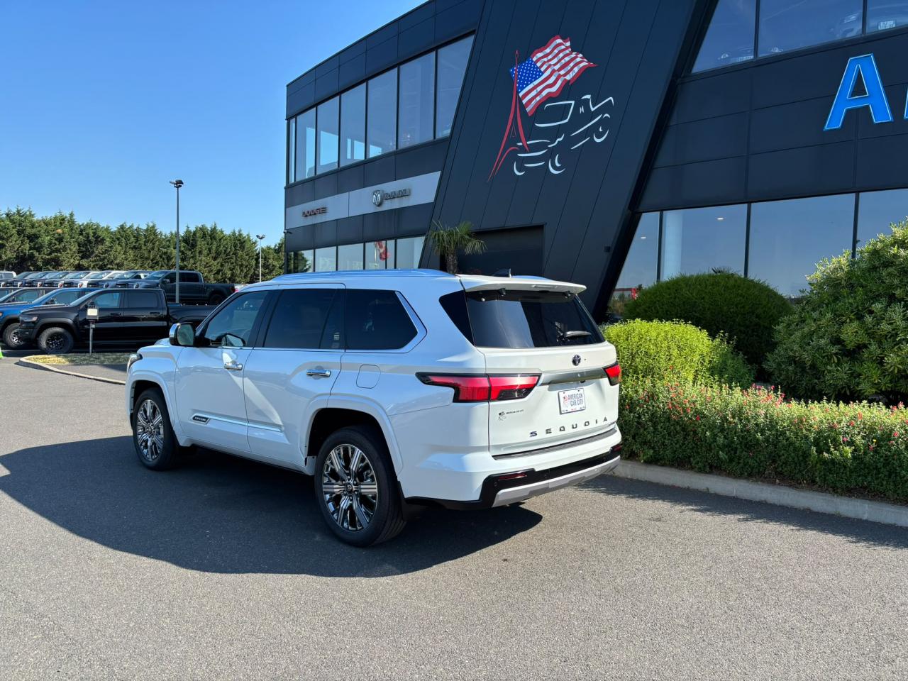 TOYOTA SEQUOIA HYBRID CAPSTONE