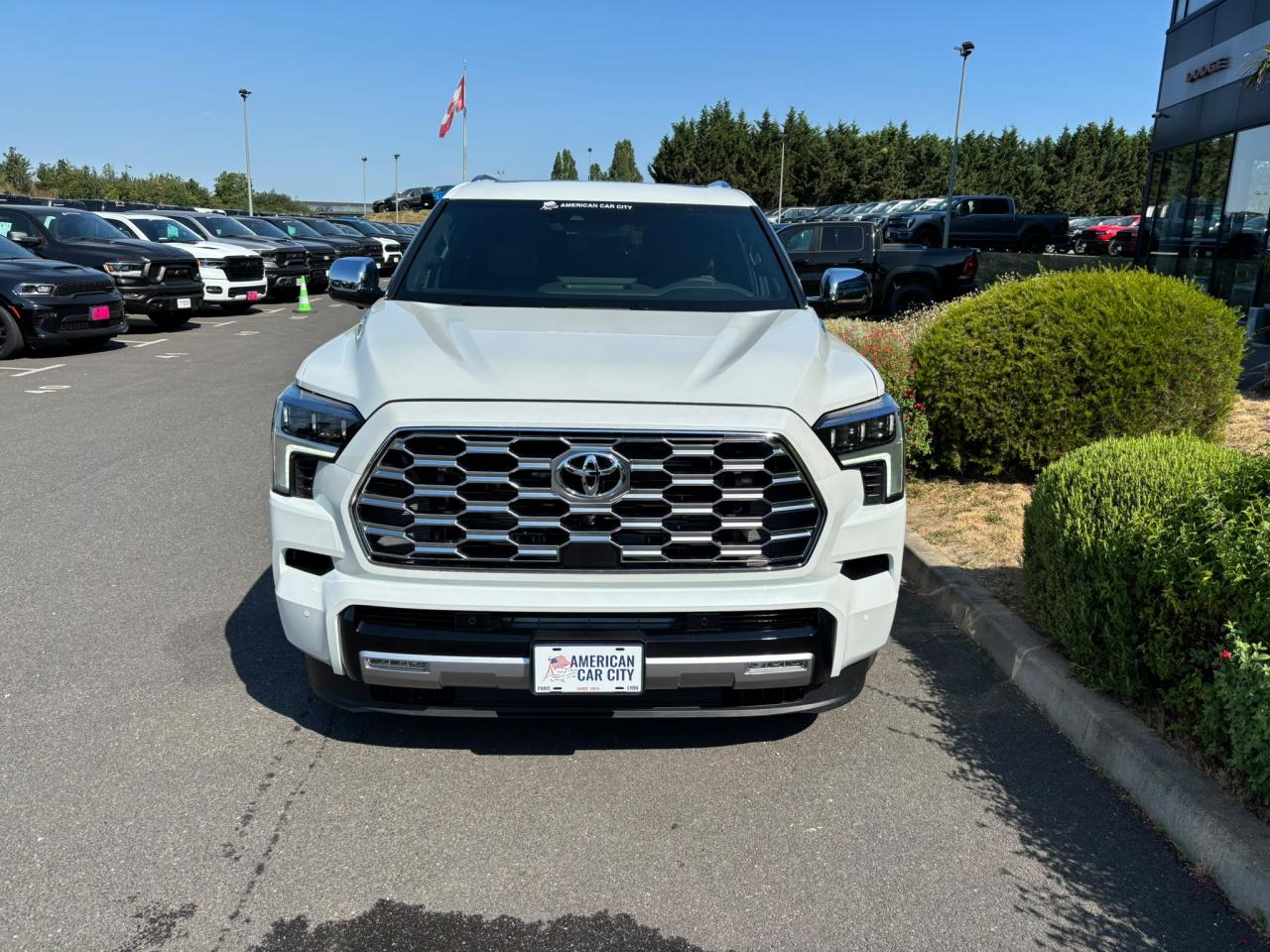 TOYOTA SEQUOIA HYBRID CAPSTONE