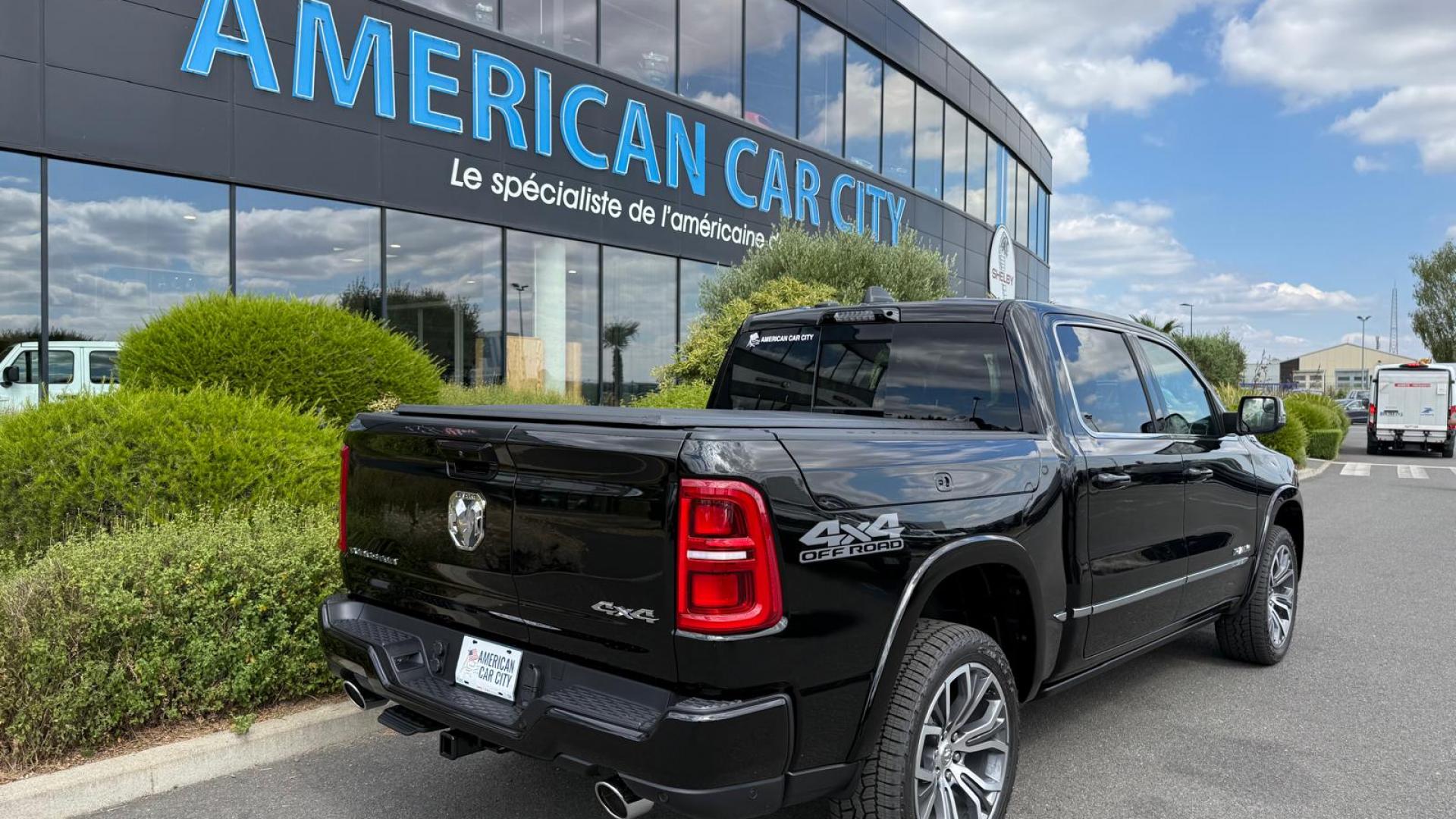 DODGE RAM TUNGSTEN AIR RAMBOX HAYON MULTI OFFROAD GROUP