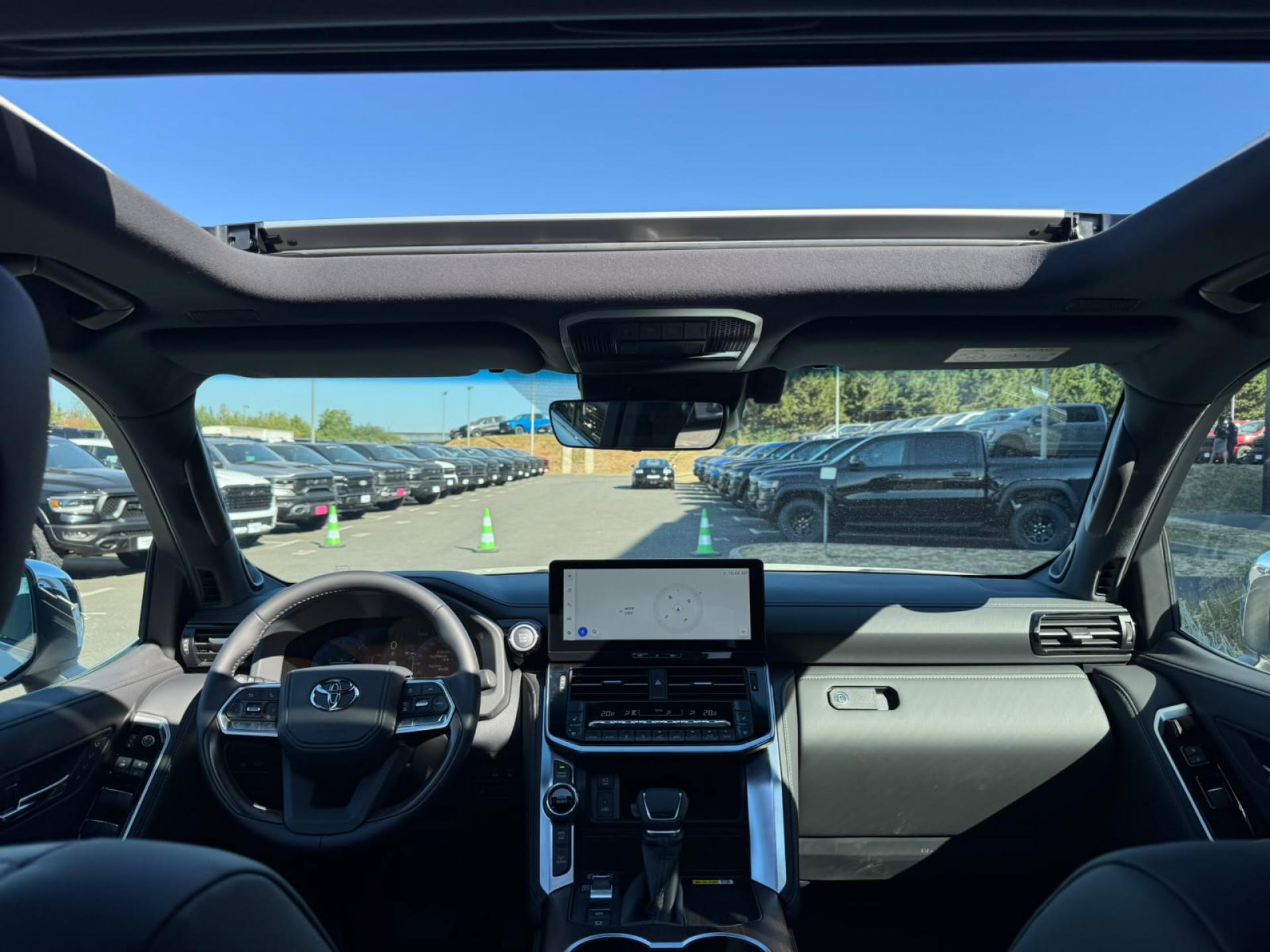 TOYOTA LAND CRUISER LC300 VX V6 3.3L