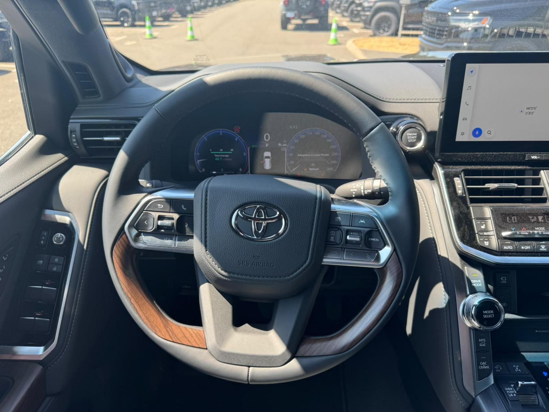 TOYOTA LAND CRUISER LC300 VX V6 3.3L