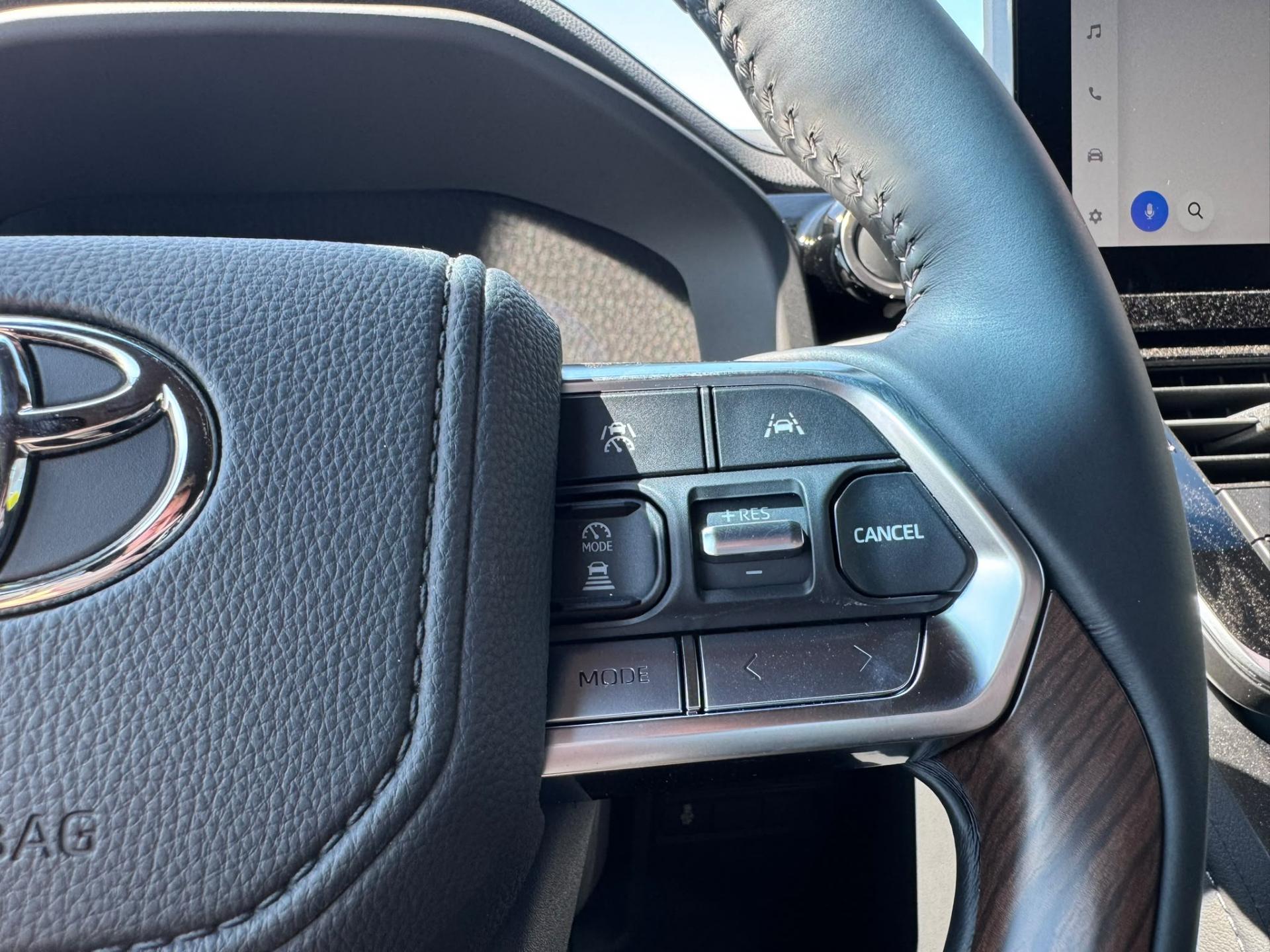 TOYOTA LAND CRUISER LC300 VX V6 3.3L