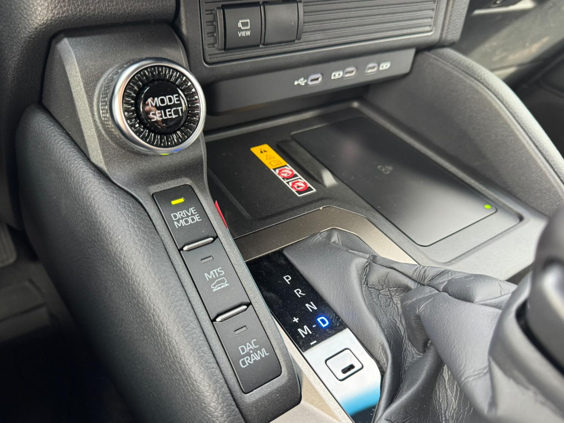 TOYOTA LAND CRUISER PREMIUM PACKAGE 4WD WAGON HYBRID