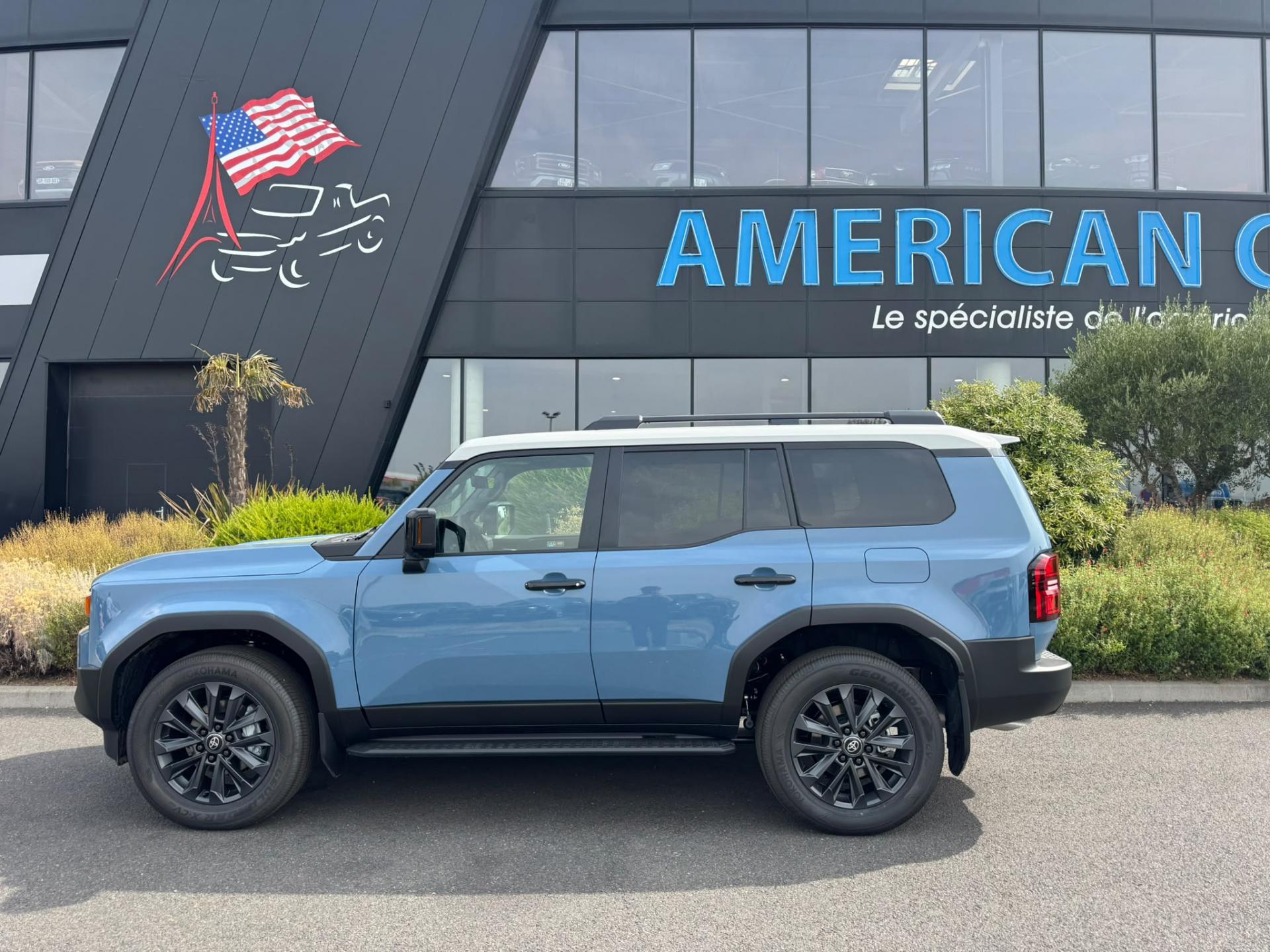 TOYOTA LAND CRUISER PREMIUM PACKAGE 4WD WAGON HYBRID