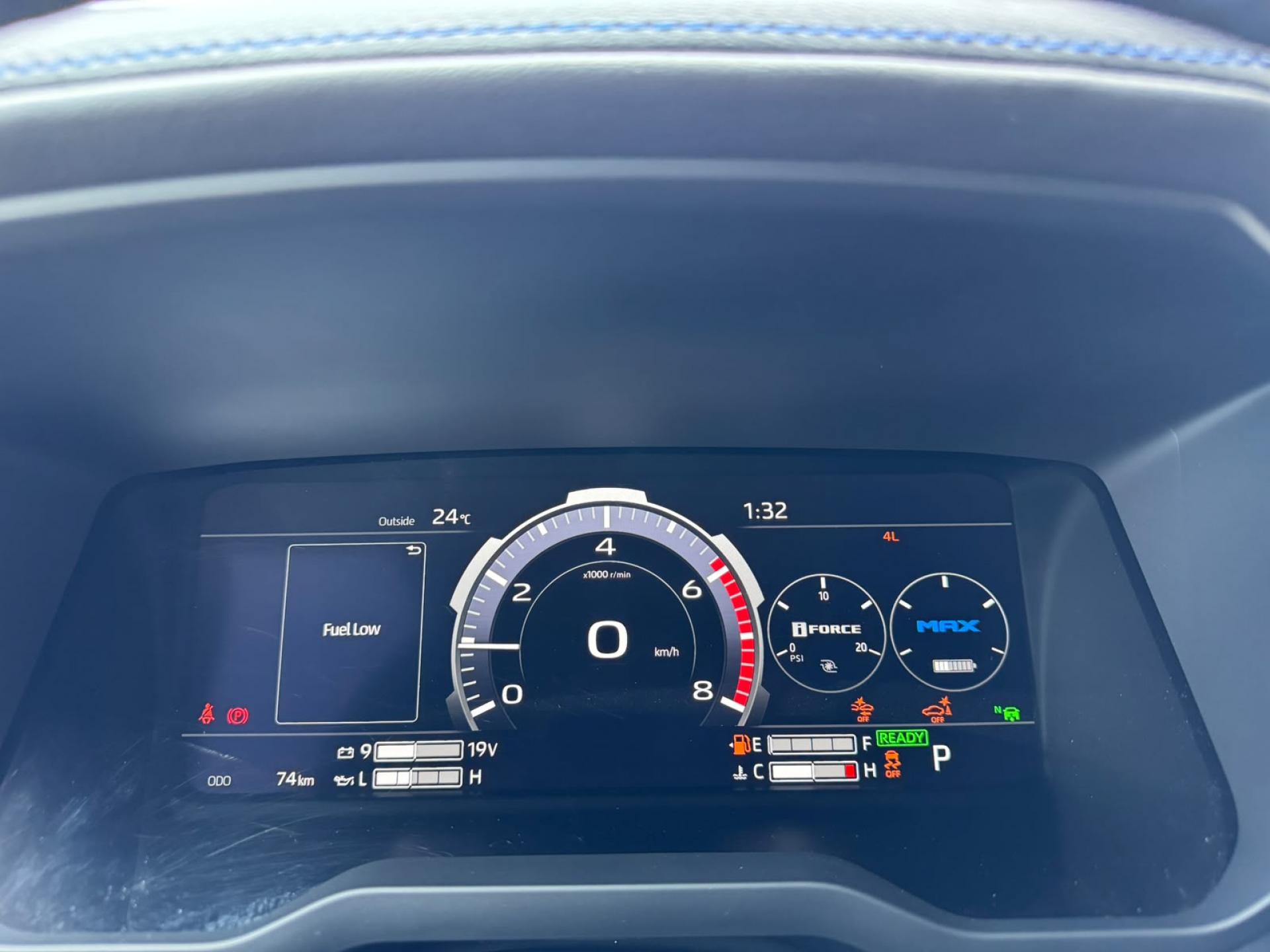 TOYOTA SEQUOIA PLATINUM HYBRID AWD