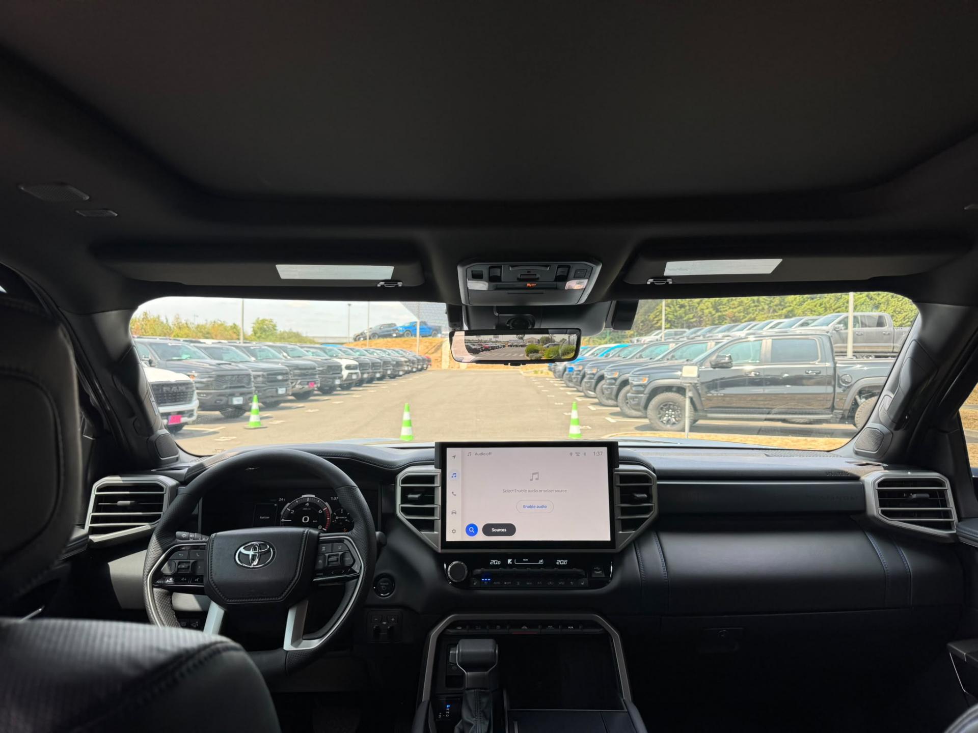 TOYOTA SEQUOIA PLATINUM HYBRID AWD